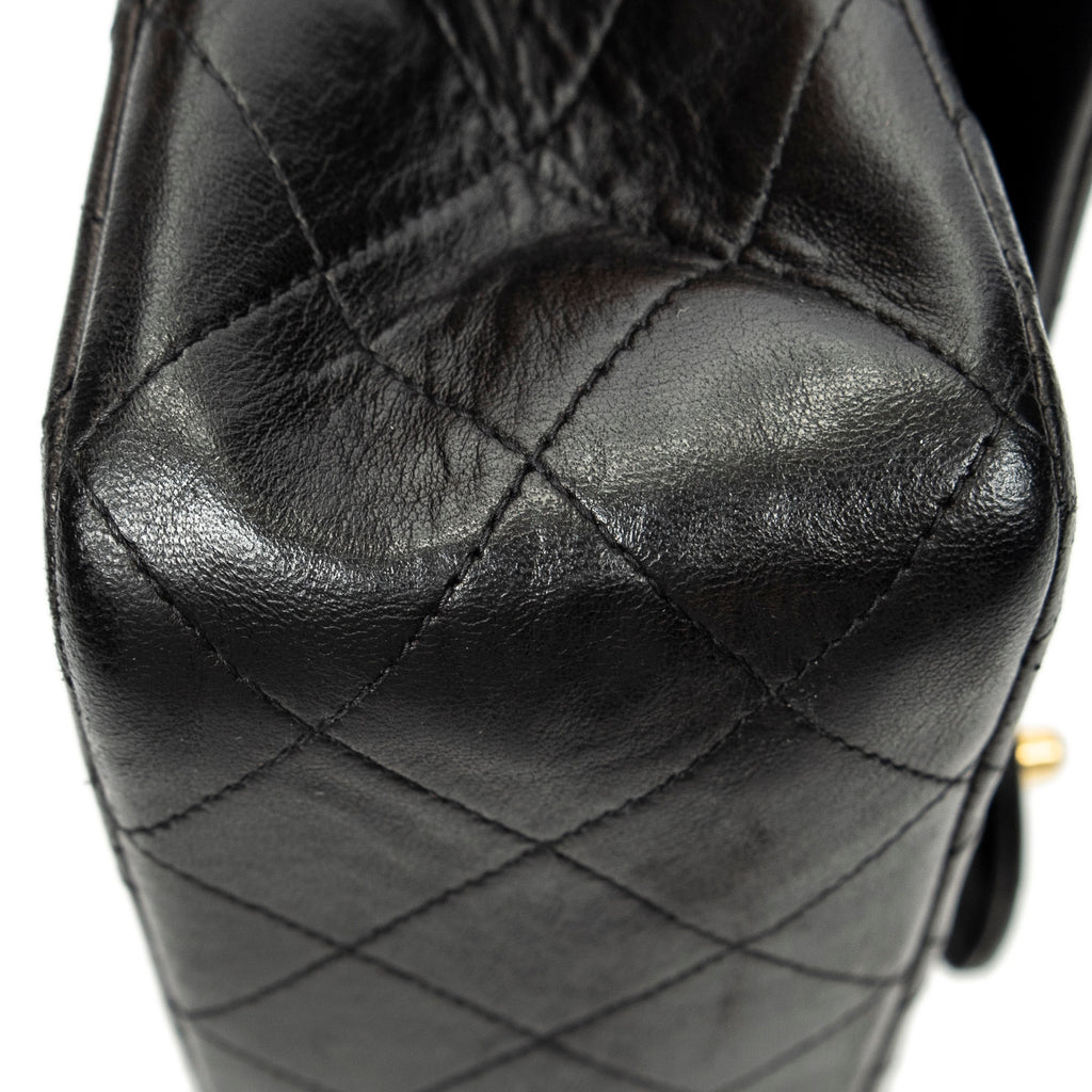 Shoulder Bag Classic Double Flap 26 Black Quilted Lambskin Leather