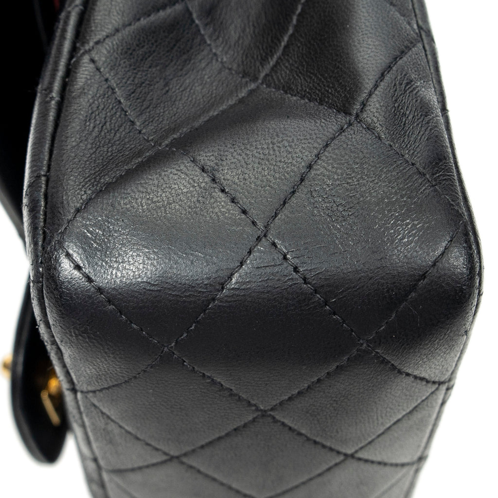 Shoulder Bag Classic Double Flap 26 Black Quilted Lambskin Leather