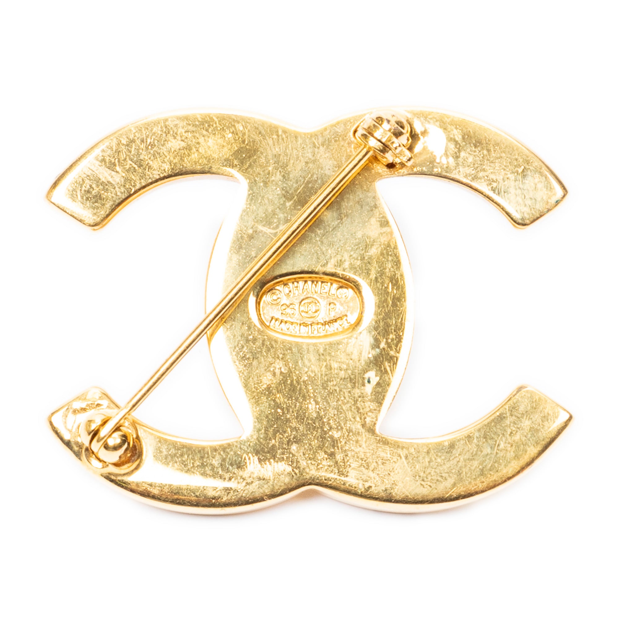 Brooch CC Turn Lock Brooch Gold Gold Plated
