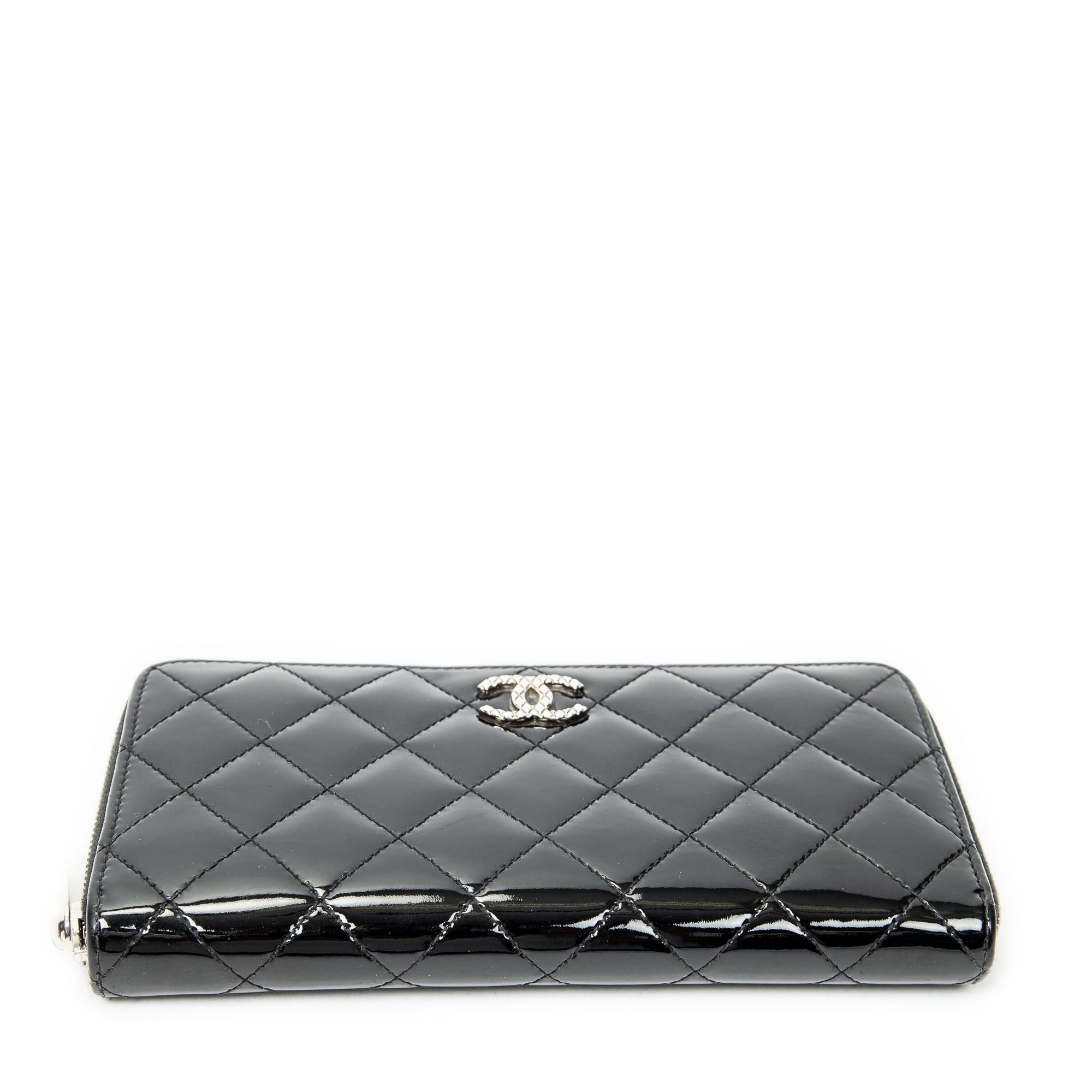 Wallet CC Zip Around Wallet Black Quilted Patent Leather