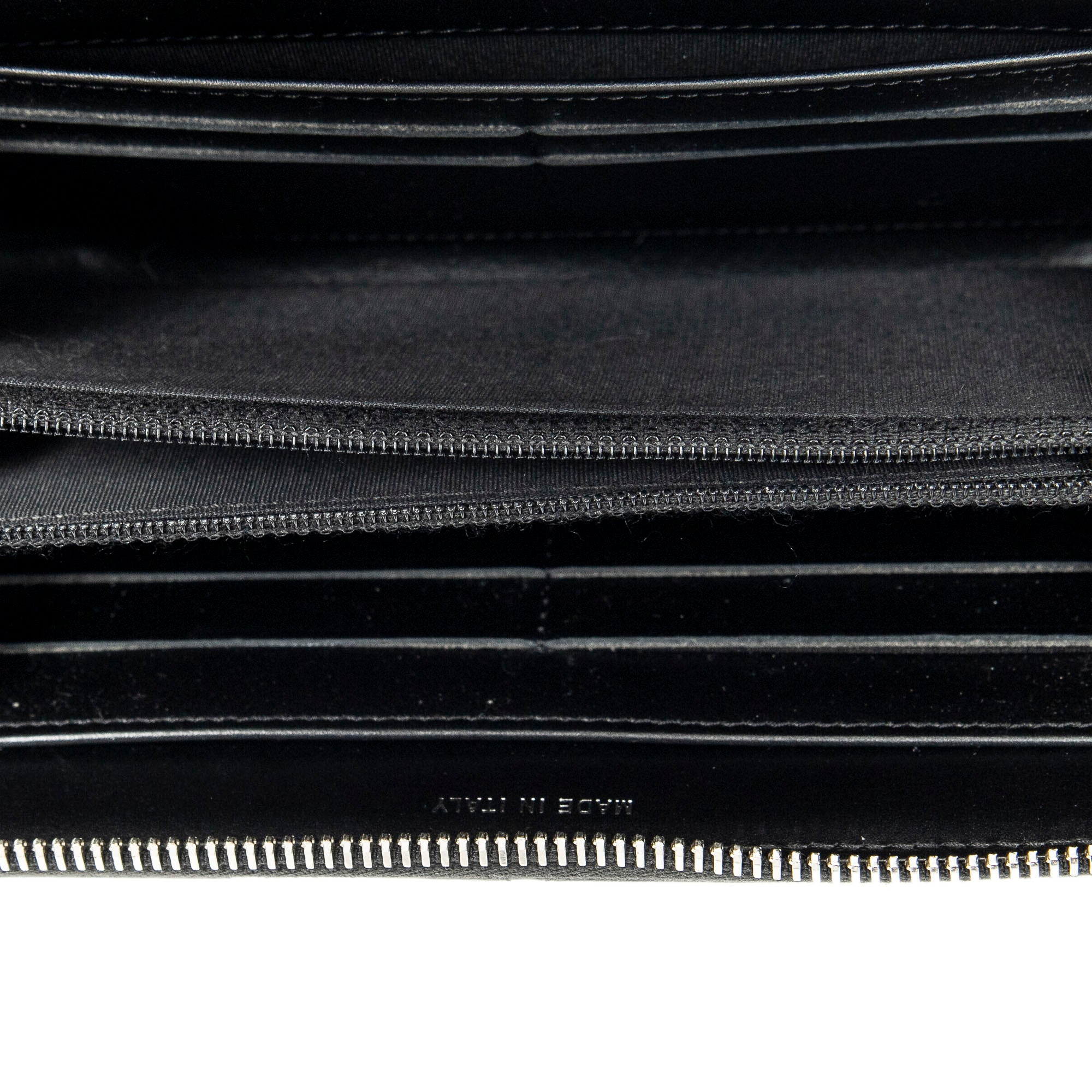 Wallet CC Zip Around Wallet Black Quilted Patent Leather
