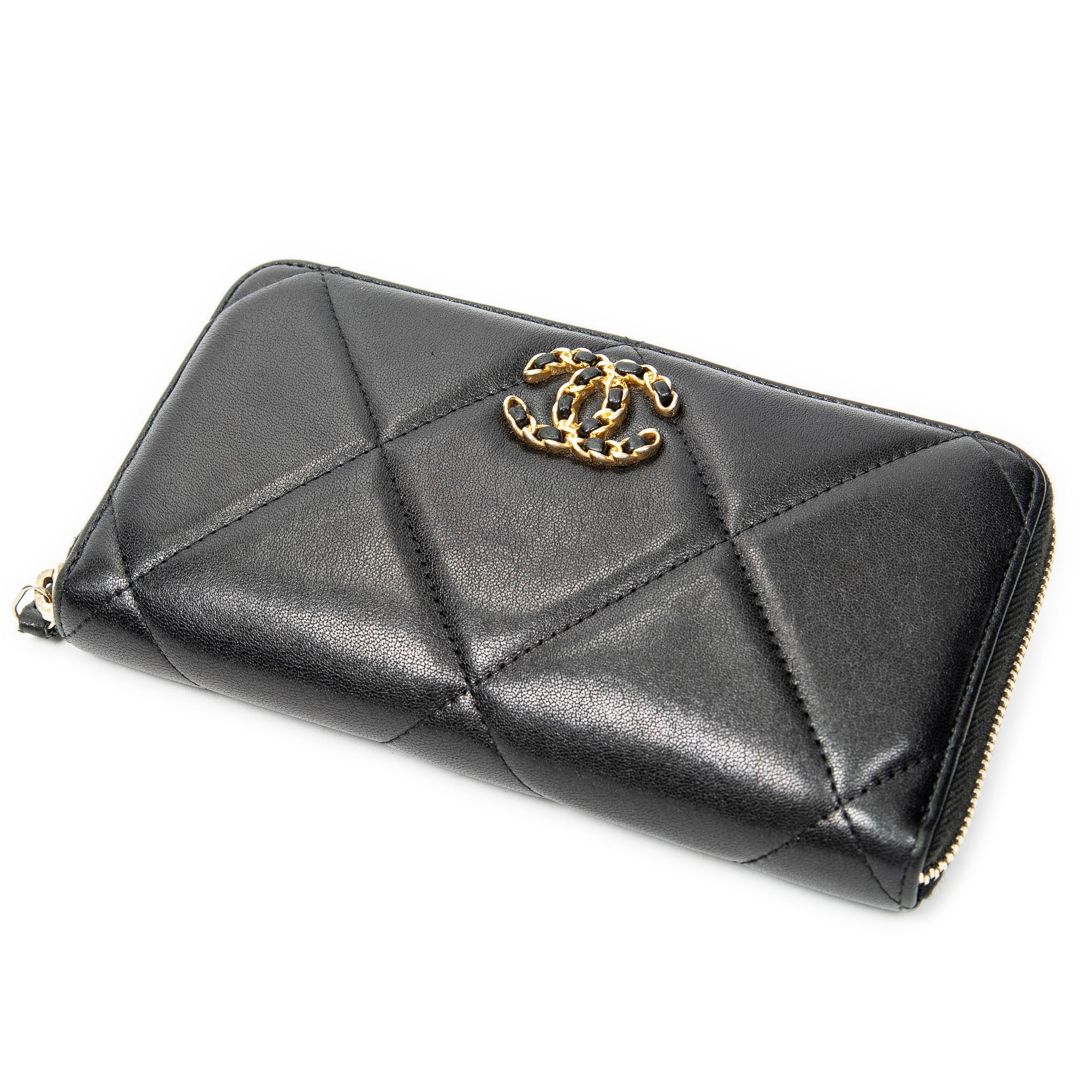 Wallet 19 Zip Around Wallet Black Quilted Lambskin Leather