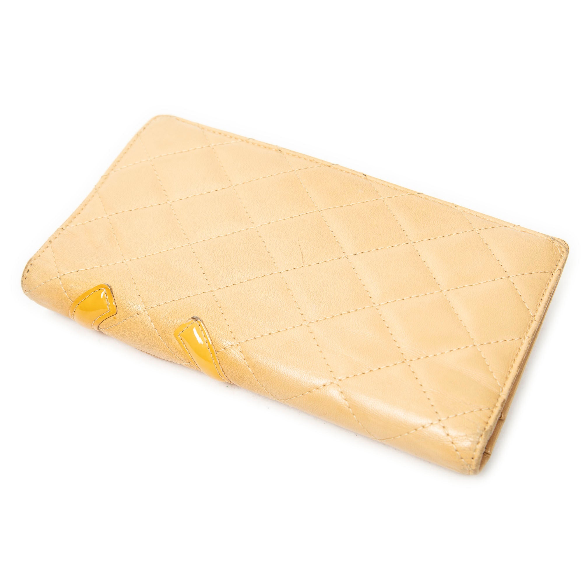 Wallet Cambon Ligne Bifold Wallet Beige Quilted Lambskin Leather