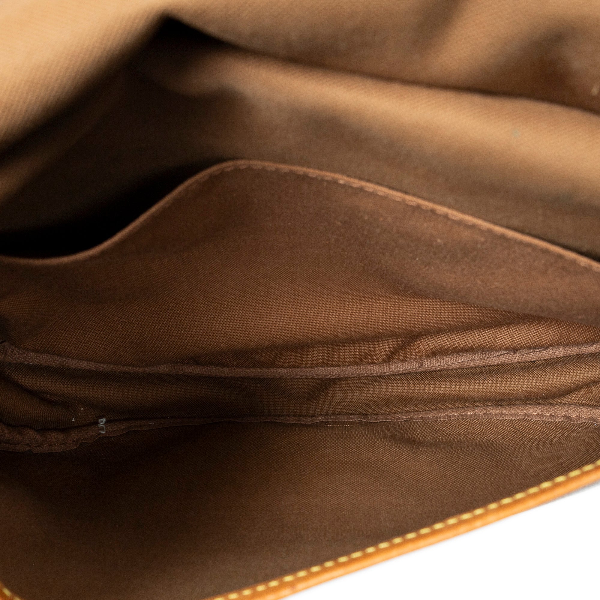 Shoulder Bag Saumur MM Brown Monogram Canvas