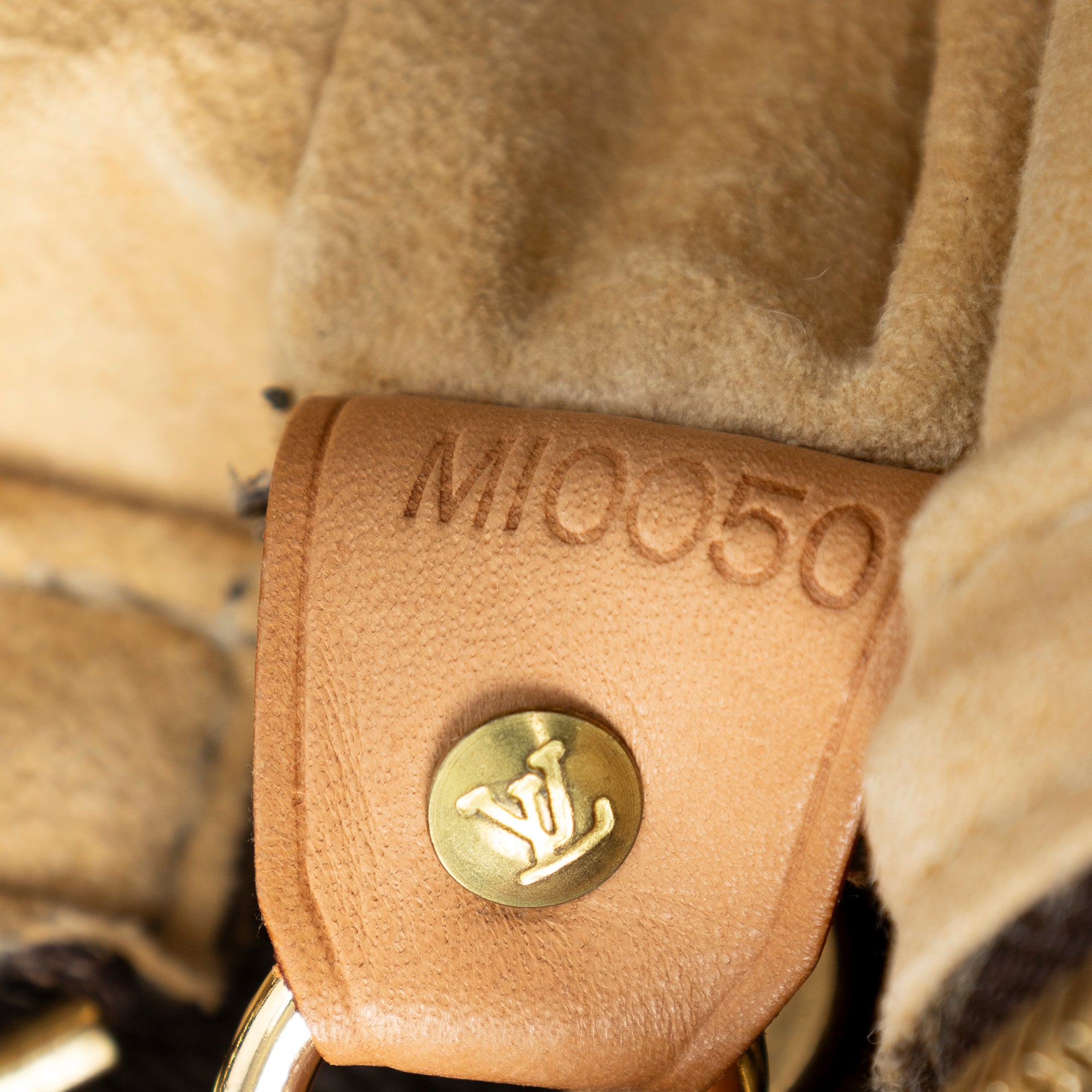 Shoulder Bag Looping GM Brown Monogram Canvas