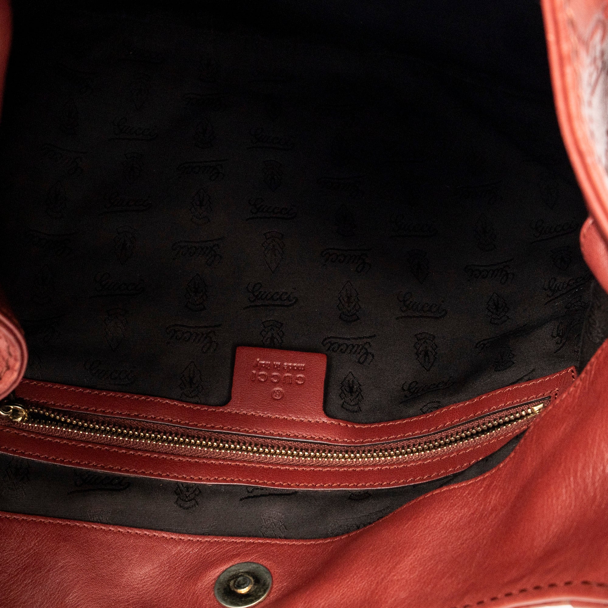 Shoulder Bag Charlotte Messenger Red Guccissima Leather