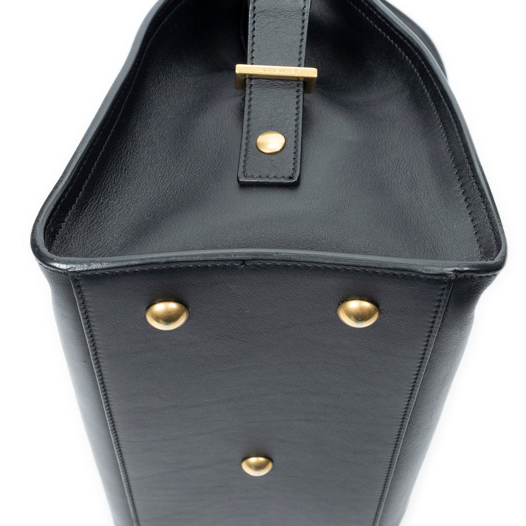 Shoulder Bag Small Classic Y Cabas Black Calfskin Leather