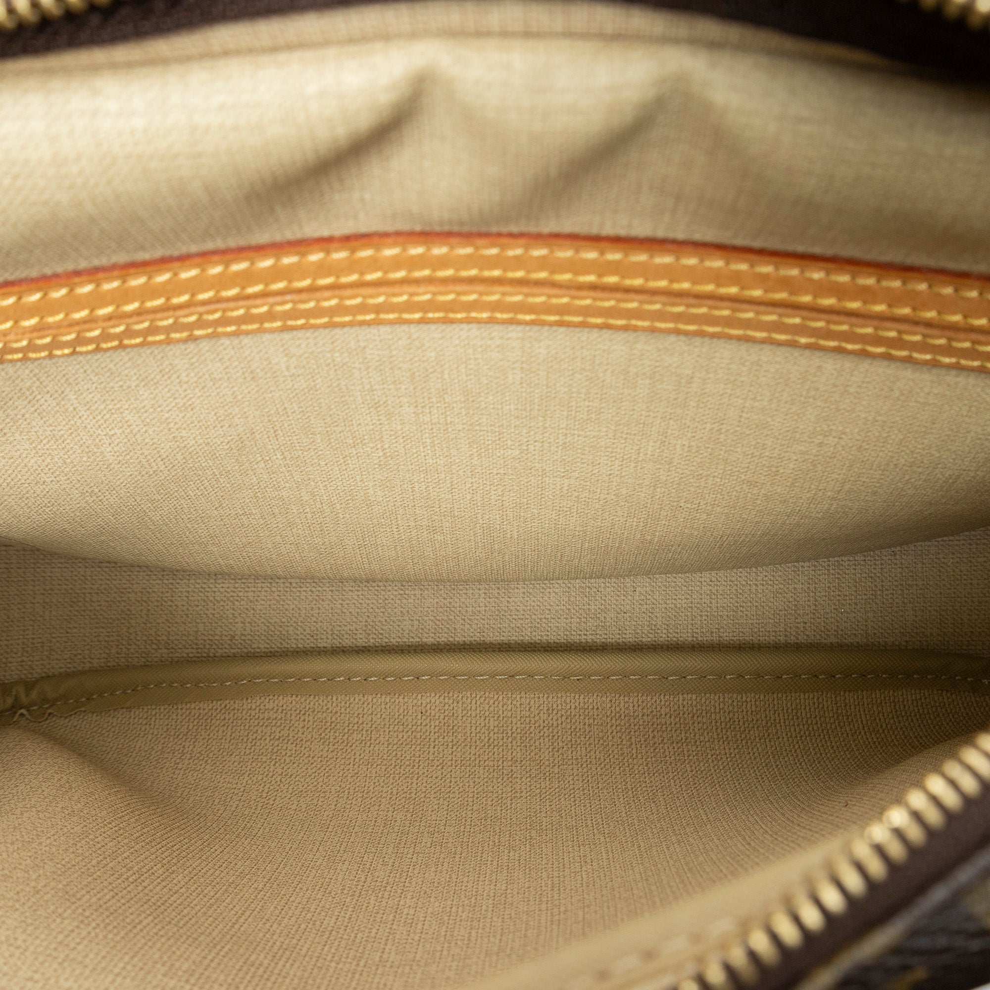 Shoulder Bag Reporter PM Brown Monogram Canvas