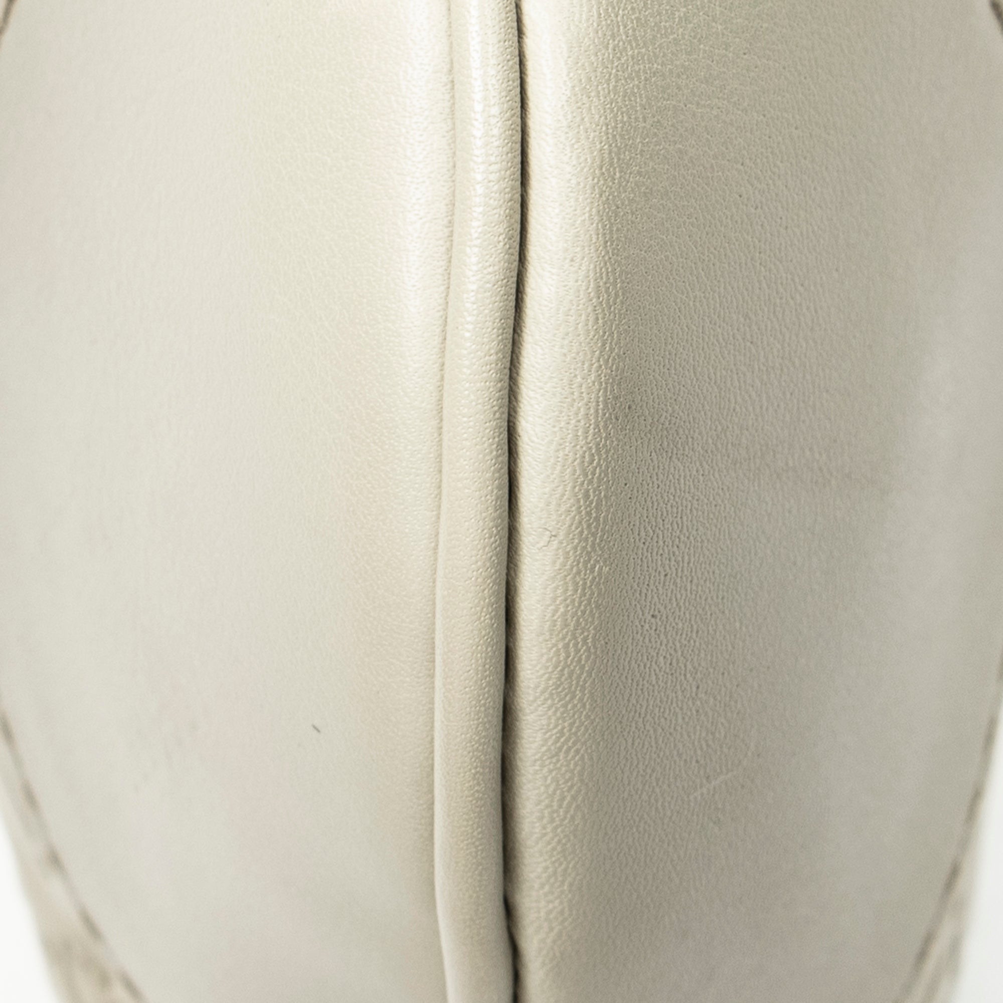 Shoulder Bag Lovely Heart Crossbody Ivory Guccissima Leather