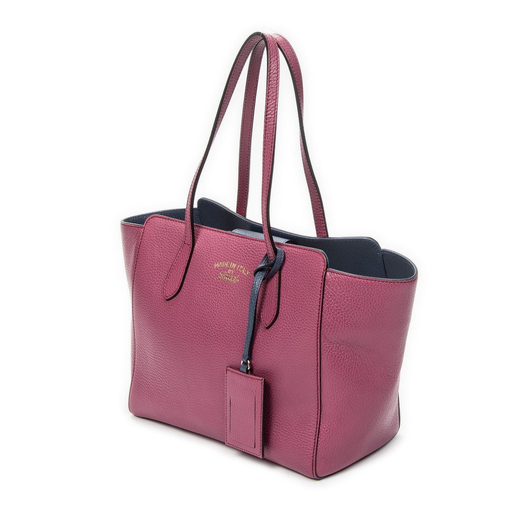 Bolso de Hombro Pequeño Swing Tote Piel de Becerro Granulada Morada