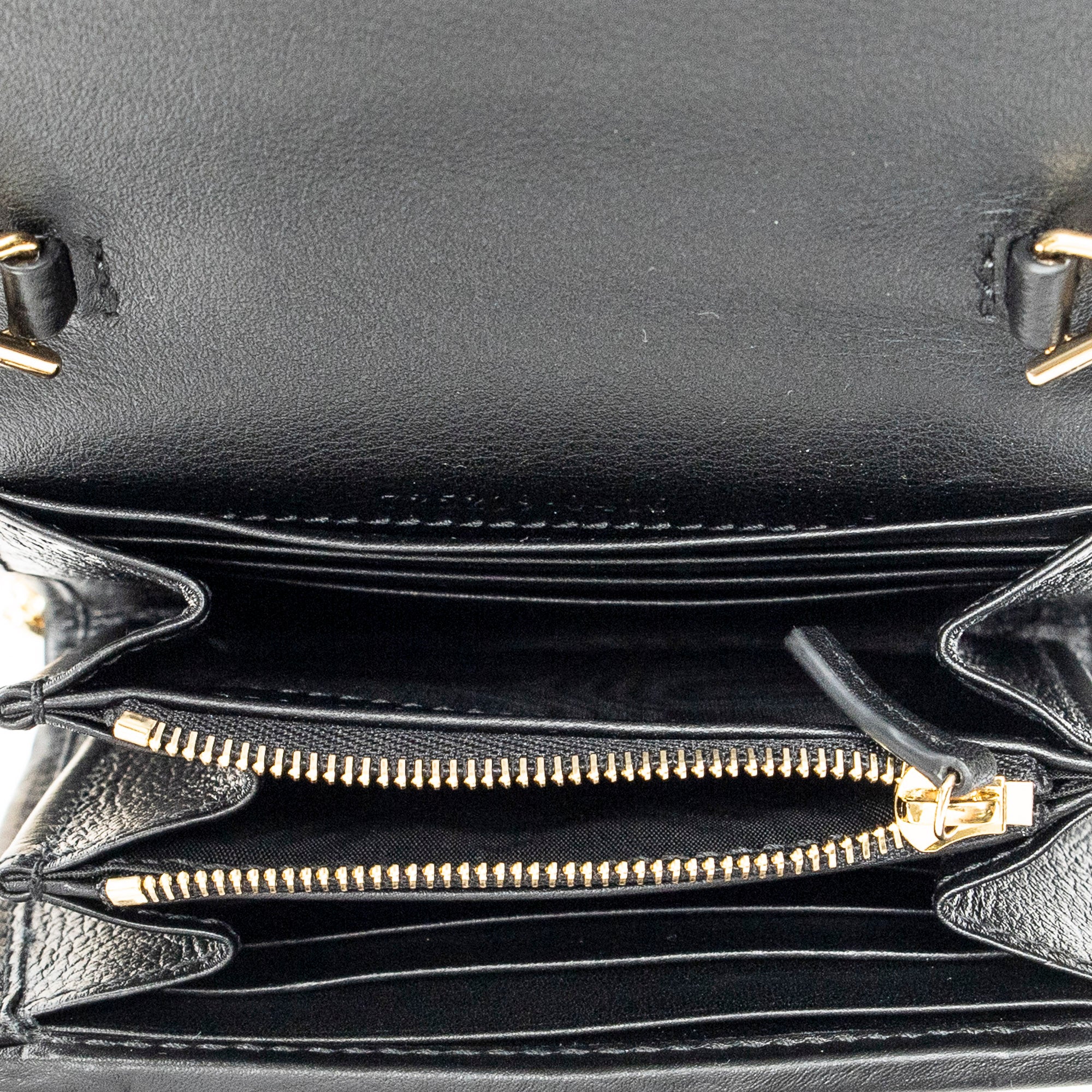 Shoulder Bag Medium Blondie Chain Wallet Black Smooth Calfskin Leather