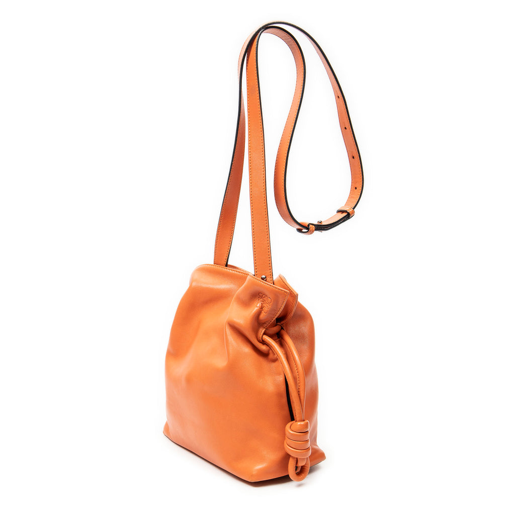 Shoulder Bag Flamenco Knot Orange Smooth Leather