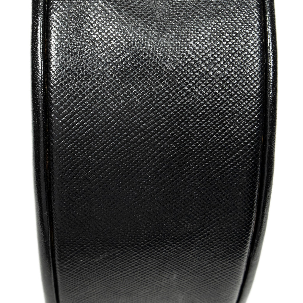Shoulder Bag Vintage Scallop Flap Crossbody Black Grained Calfskin Leather