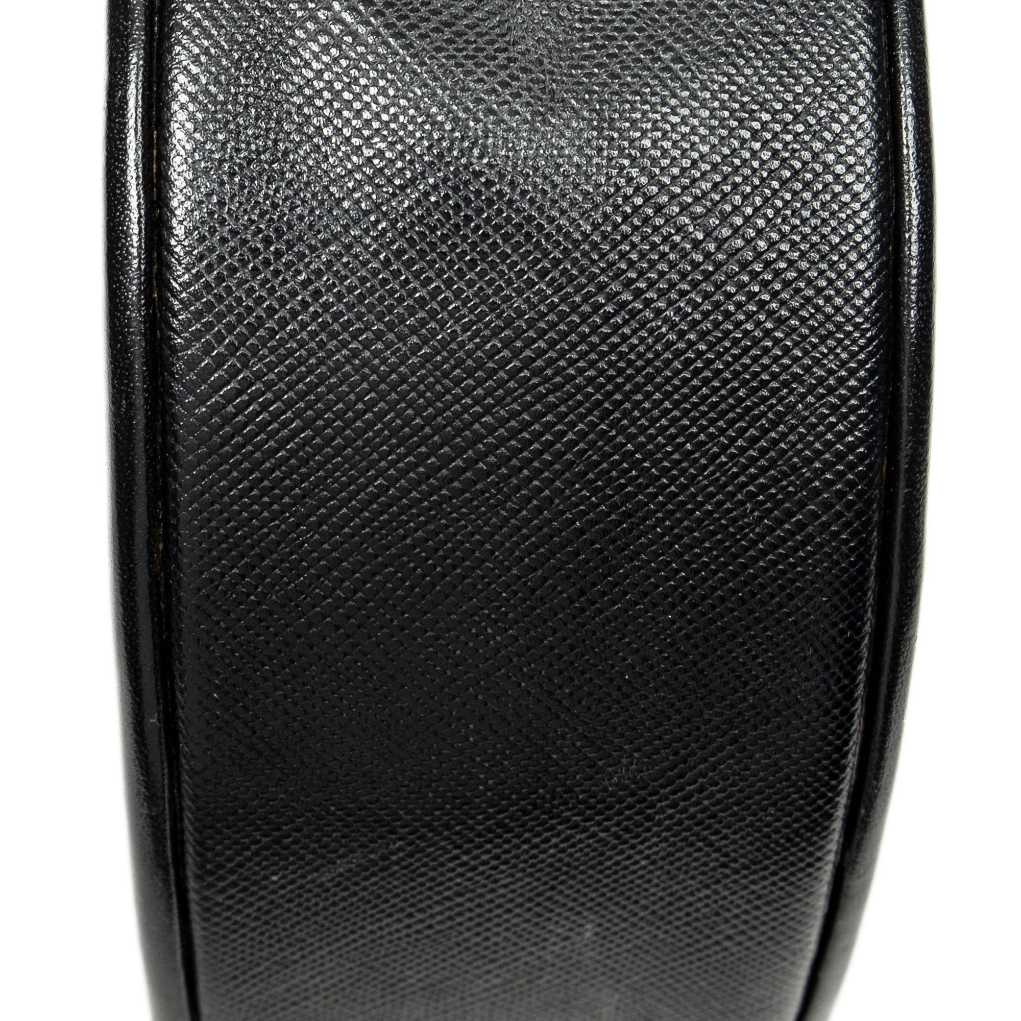Shoulder Bag Vintage Scallop Flap Crossbody Black Grained Calfskin Leather