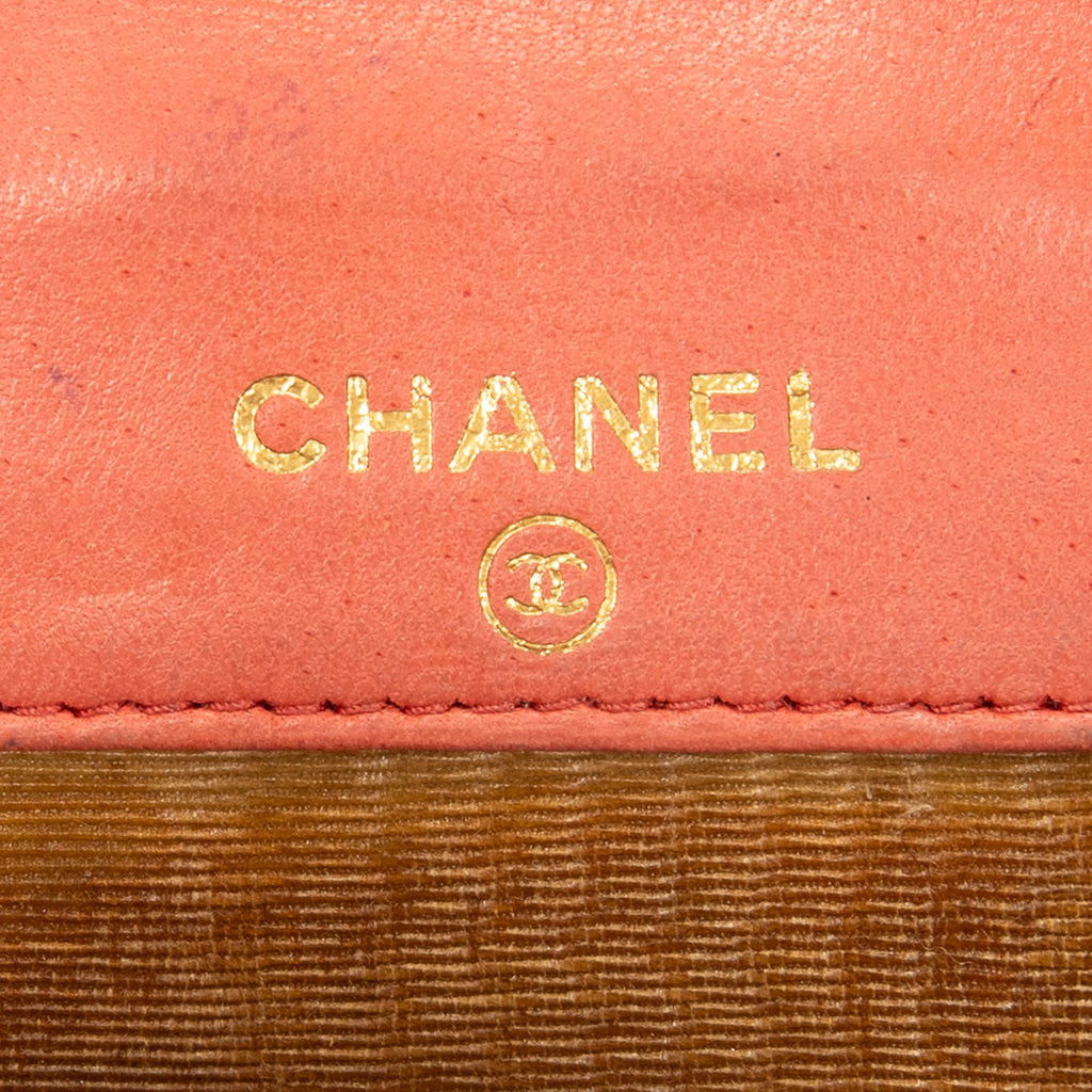 Wallet Timeless Compact Bifold Wallet Peach Caviar Leather