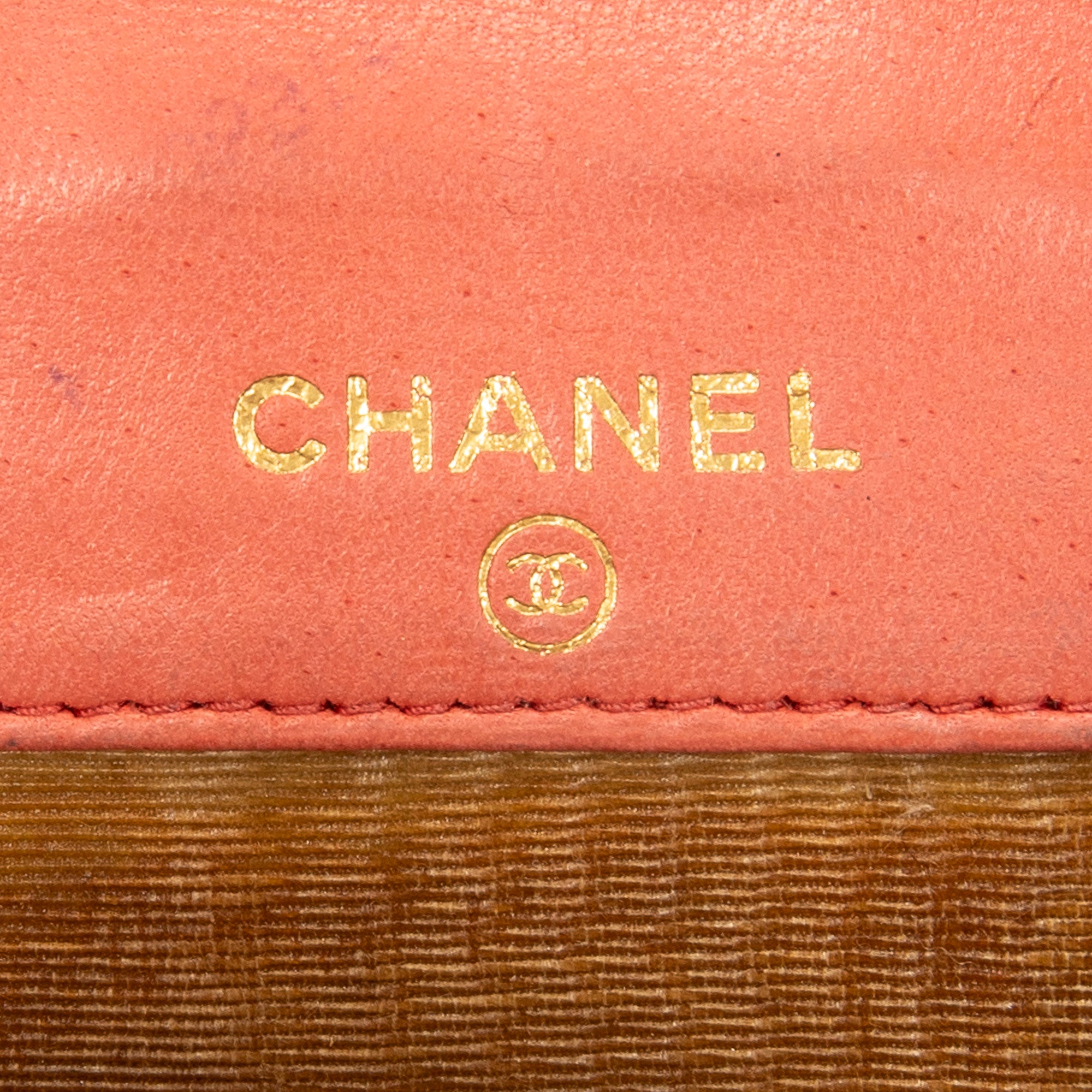Wallet Timeless Compact Bifold Wallet Peach Caviar Leather
