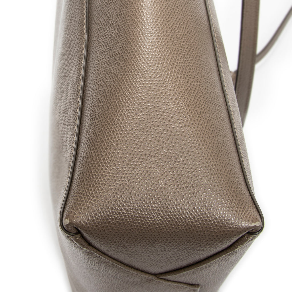 Shoulder Bag Vertical Cabas Tote Grey Grained Leather