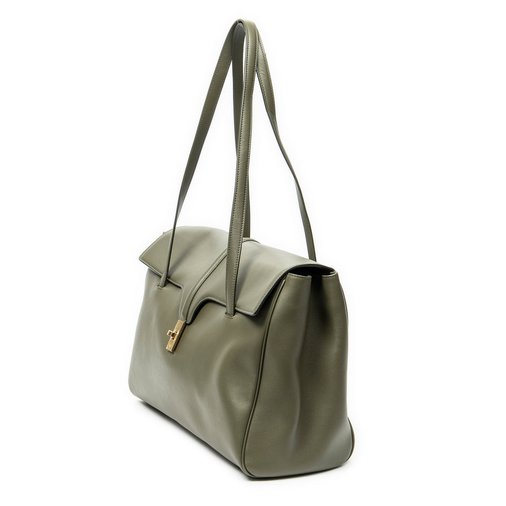 Shoulder Bag Large Soft 16 Bag Olive Smooth Calfskin Leather