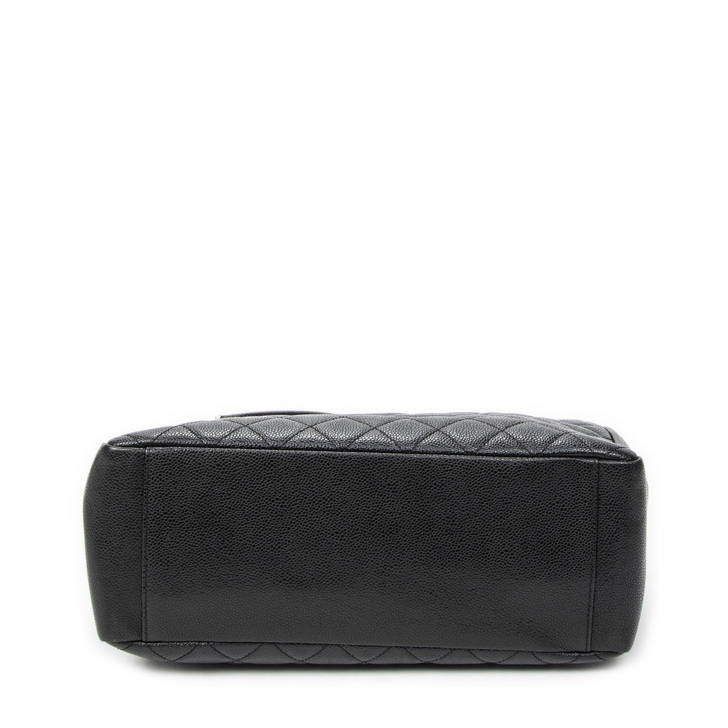 Shoulder Bag Grand Shopping Tote Black Quilted Caviar Leather