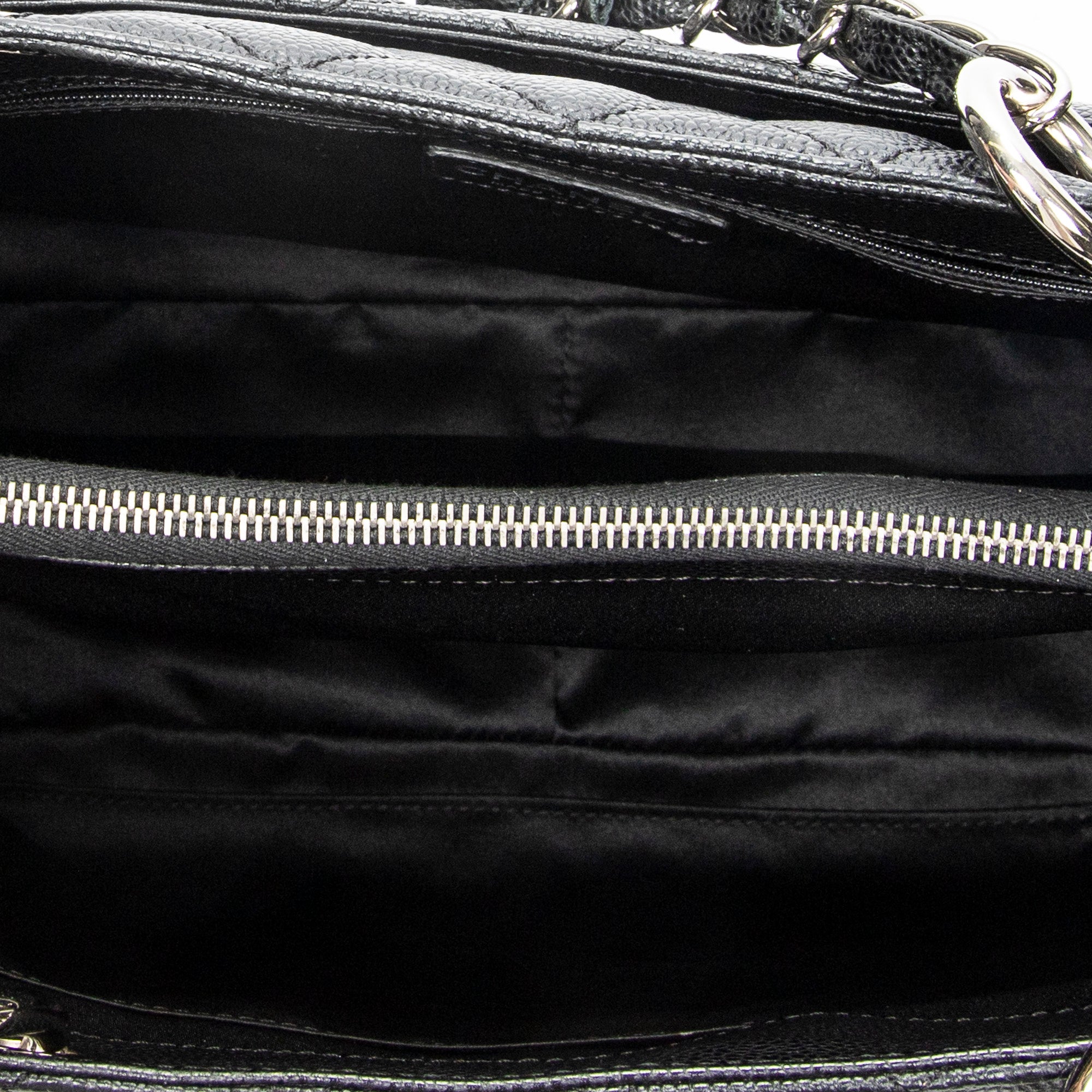 Shoulder Bag Grand Shopping Tote Black Quilted Caviar Leather