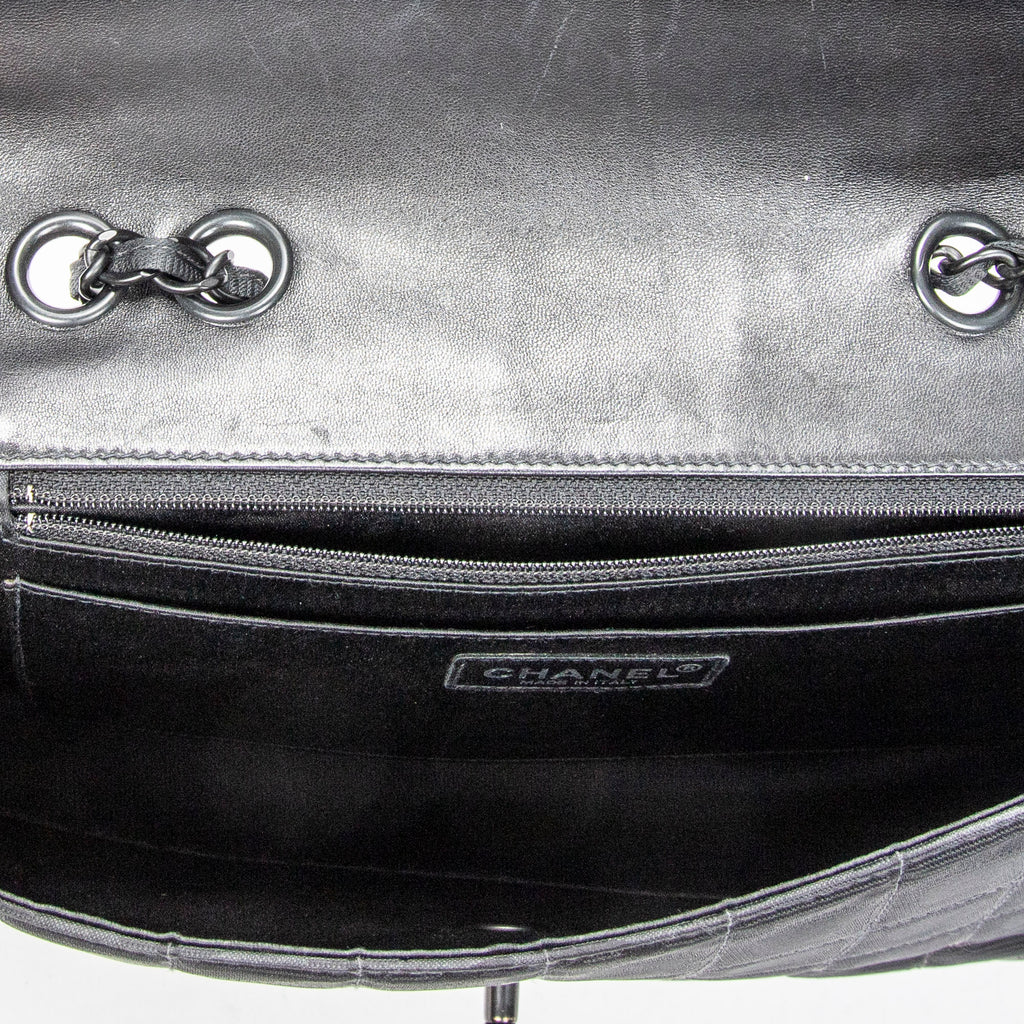 Shoulder Bag New Travel Line East West Chain Flap Black Travel Line Nylon Canvas