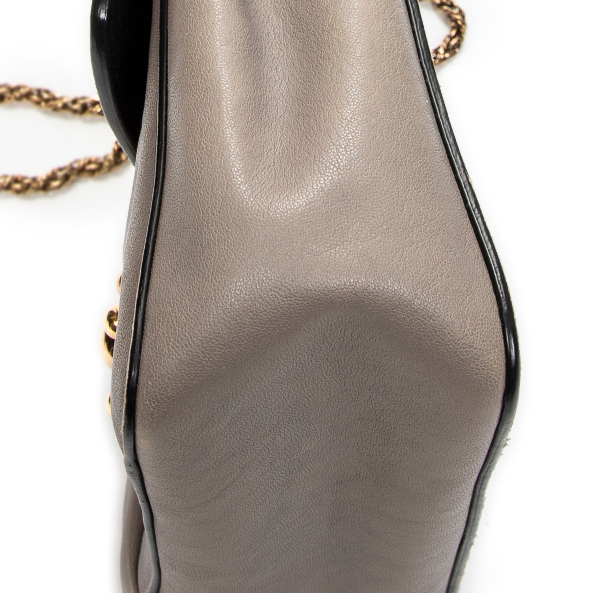 Shoulder Bag Square Elsie Chain Bag Grey Grained Calfskin Leather