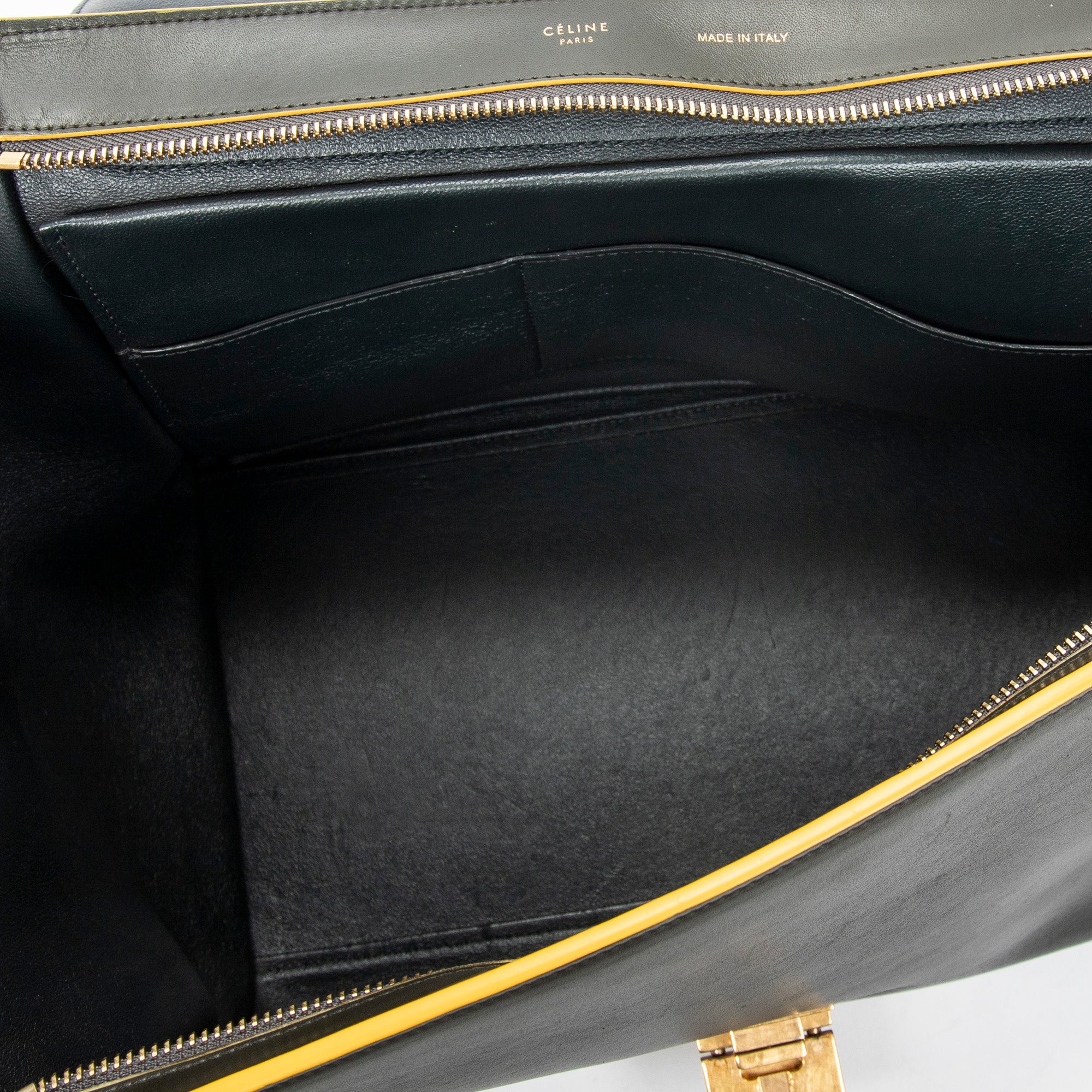 Shoulder Bag Medium Trapeze Green Calfskin Leather