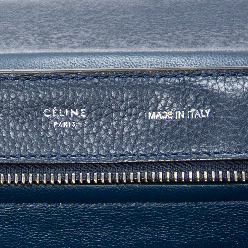 Shoulder Bag Medium Trapeze Navy Grained Calfskin Leather