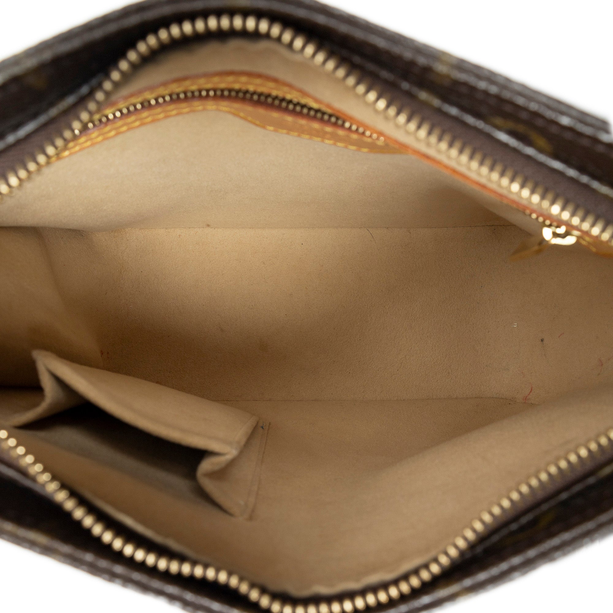 Shoulder Bag Looping MM Brown Monogram Canvas