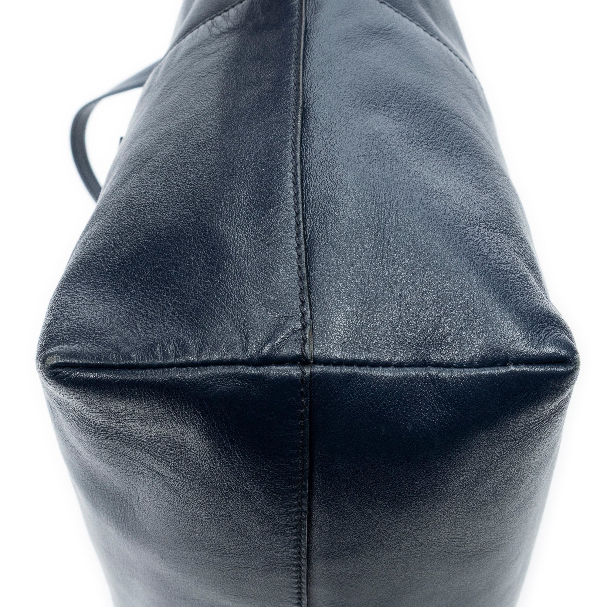 Shoulder Bag Front Pocket Shopping Tote Navy Vitello Soft Leather