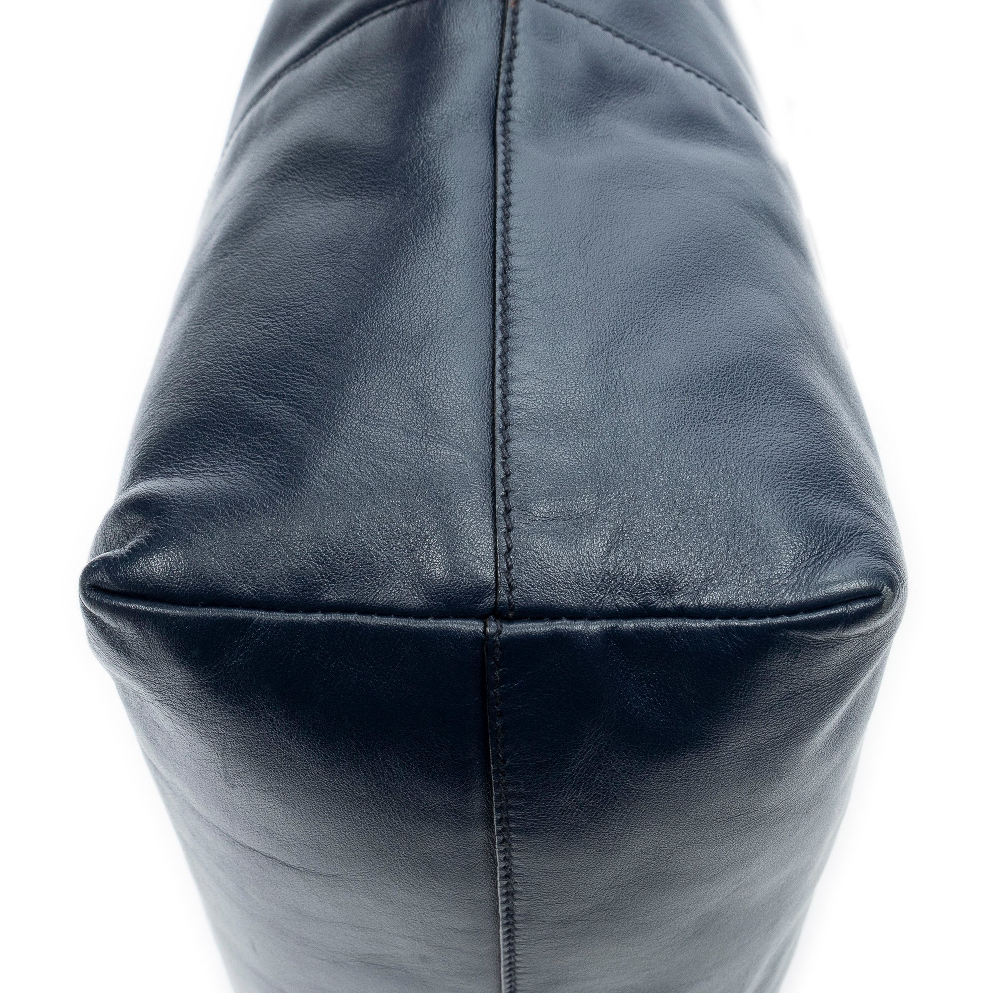 Shoulder Bag Front Pocket Shopping Tote Navy Vitello Soft Leather