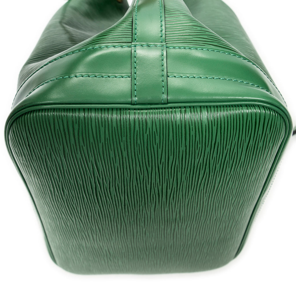 Shoulder Bag Noe GM Green Epi