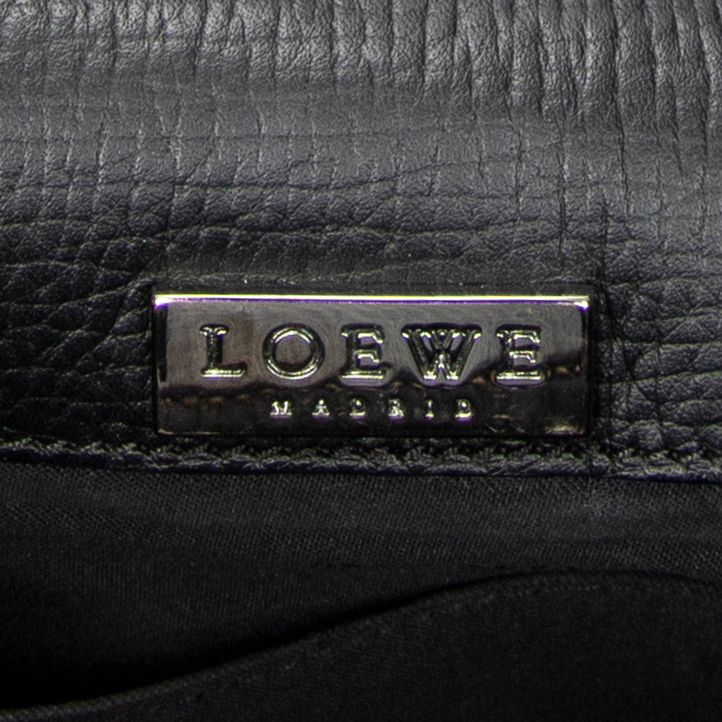 Shoulder Bag Flat Messenger Black Grained Calfskin Leather