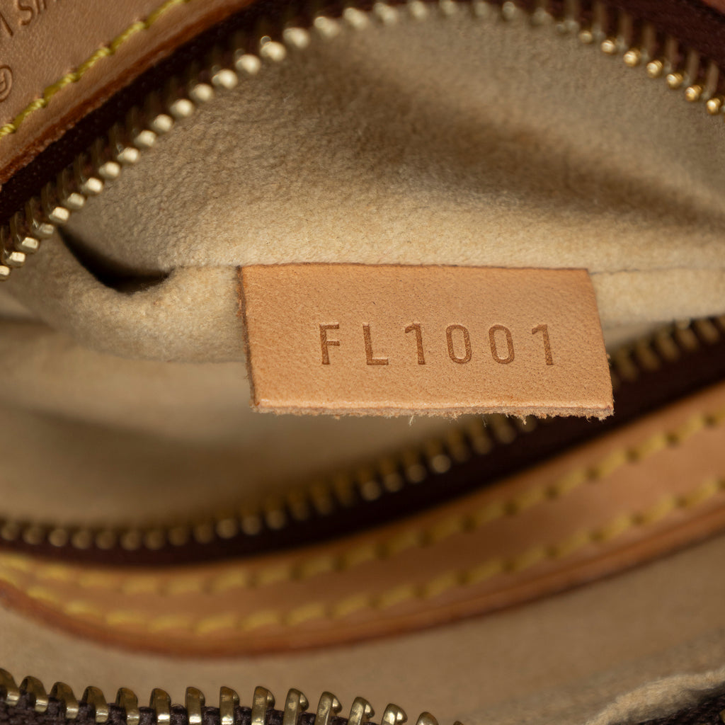 Shoulder Bag Looping MM Brown Monogram Canvas