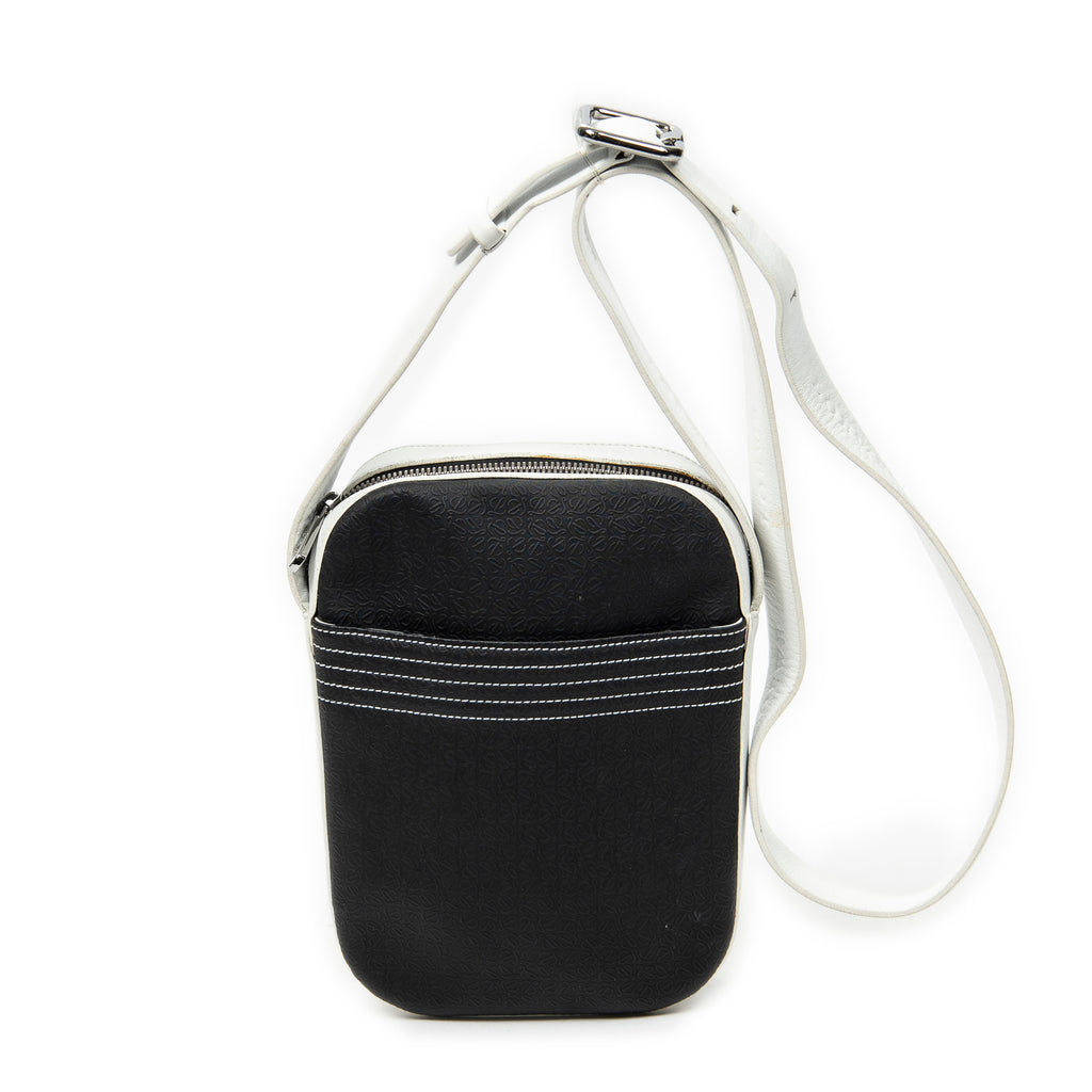 Shoulder Bag Small Camera Messenger Black Anagram Embossed Leather
