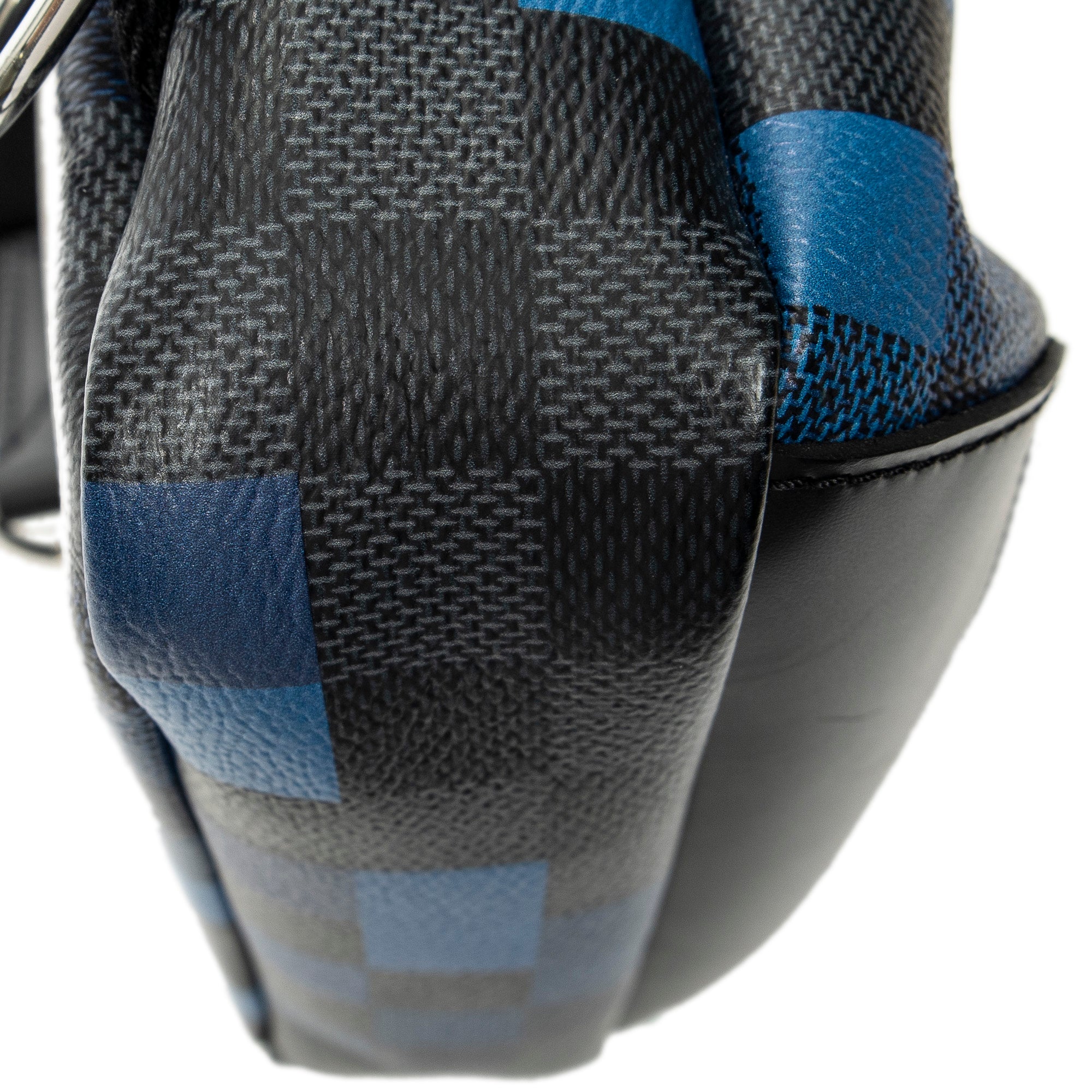 Backpack Avenue Sling Backpack Black Damier Graphite Pixel