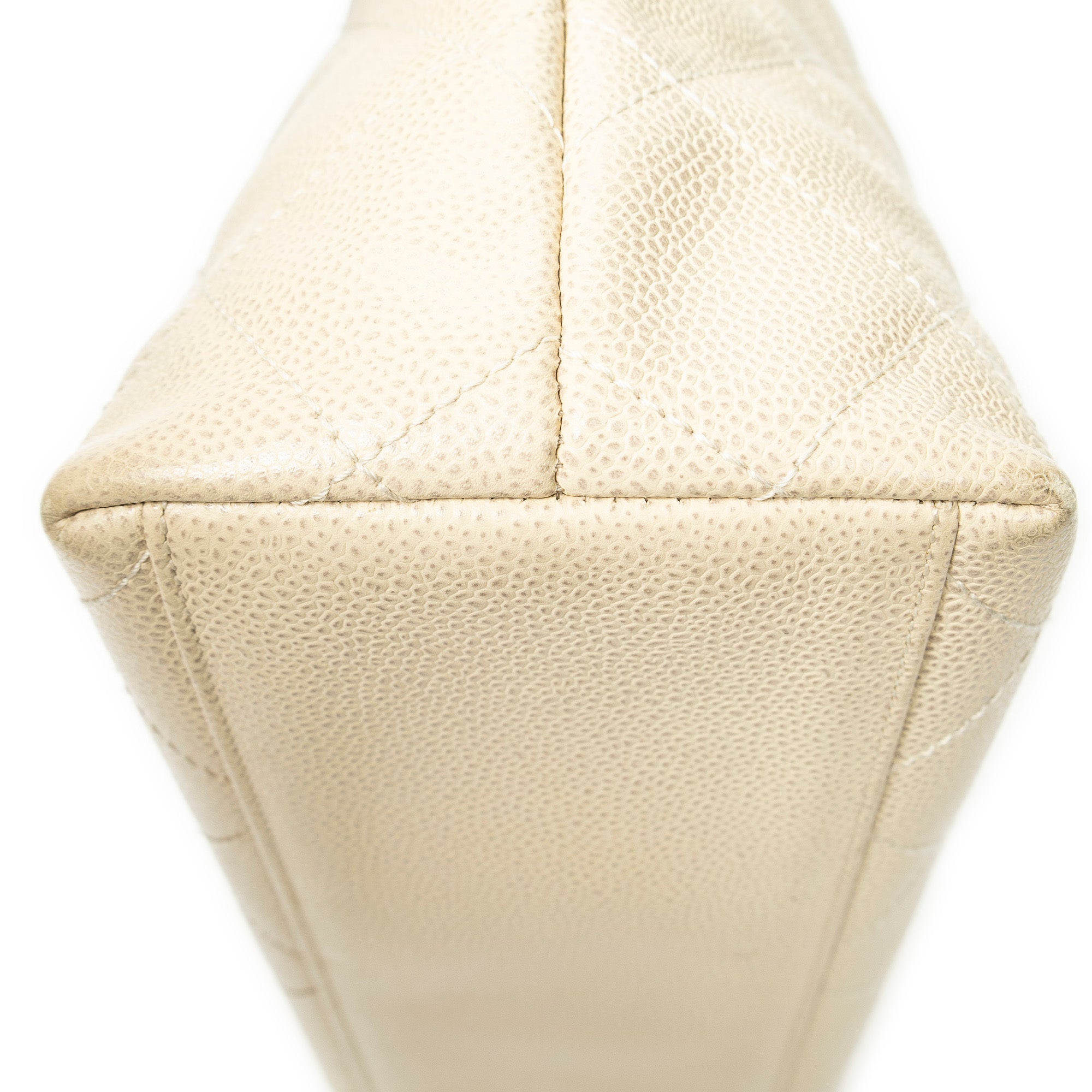 Handbag CC Wood Handle Tote Ivory Quilted Caviar Leather