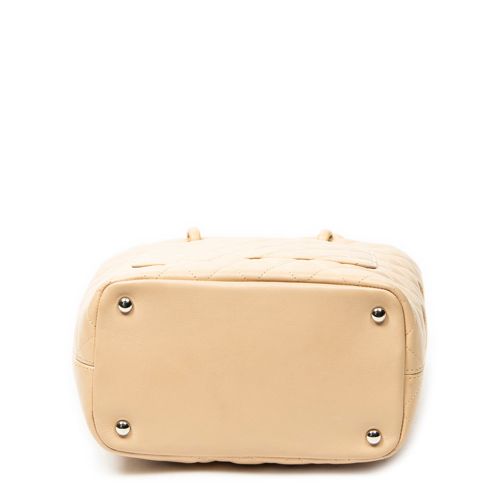Shoulder Bag Cambon Ligne Bucket Tote Beige Quilted Lambskin Leather