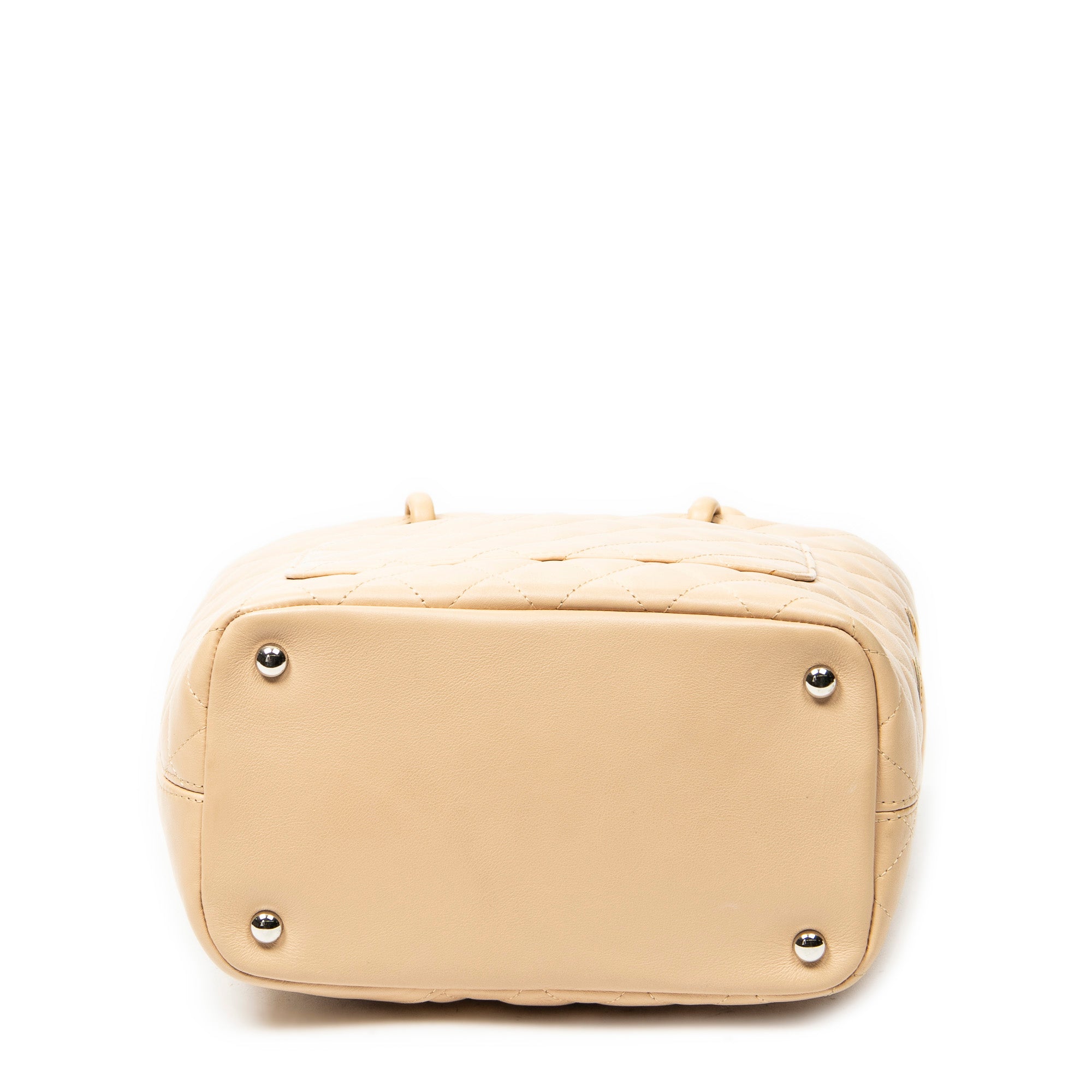 Shoulder Bag Cambon Ligne Bucket Tote Beige Quilted Lambskin Leather