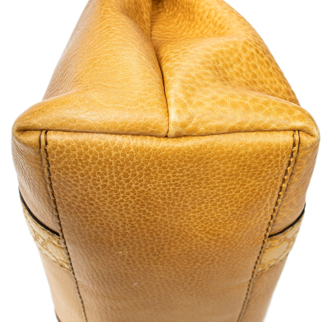 Shoulder Bag Medium Bamboo Bar Tote Yellow Pebbled Calfskin Leather