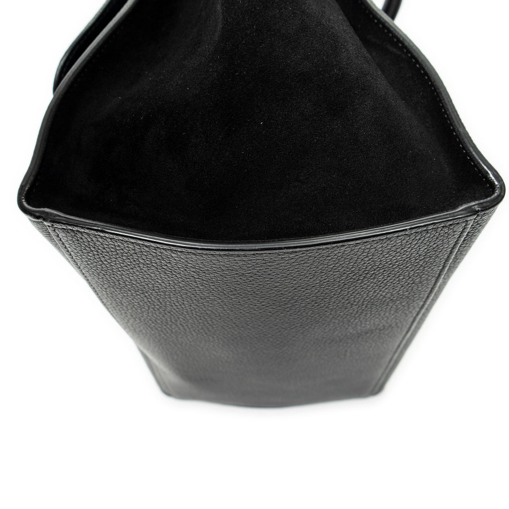 Shoulder Bag Medium Trapeze Black Grained Calfskin Leather