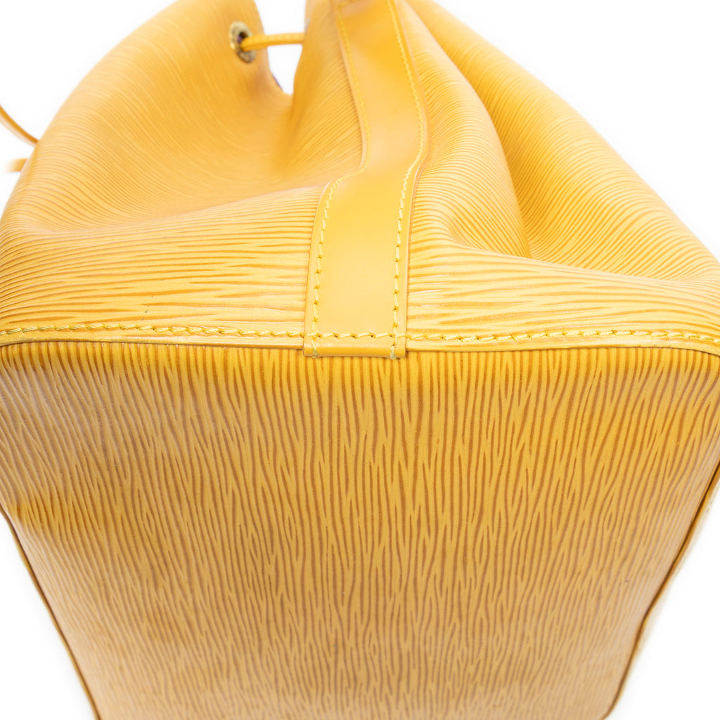 Shoulder Bag Noe PM Yellow Epi