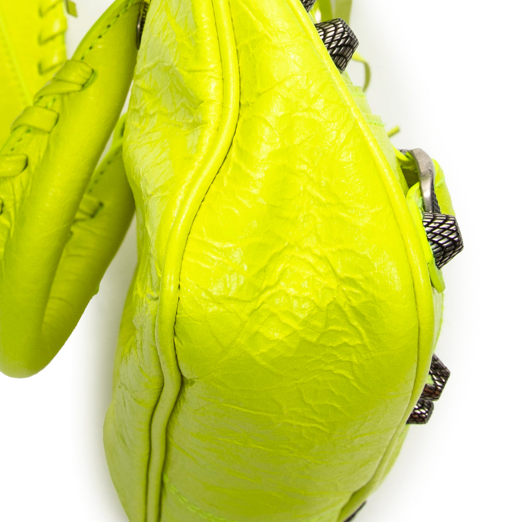 Shoulder Bag Small Neo Cagole Neon Green Distressed Calfskin Leather