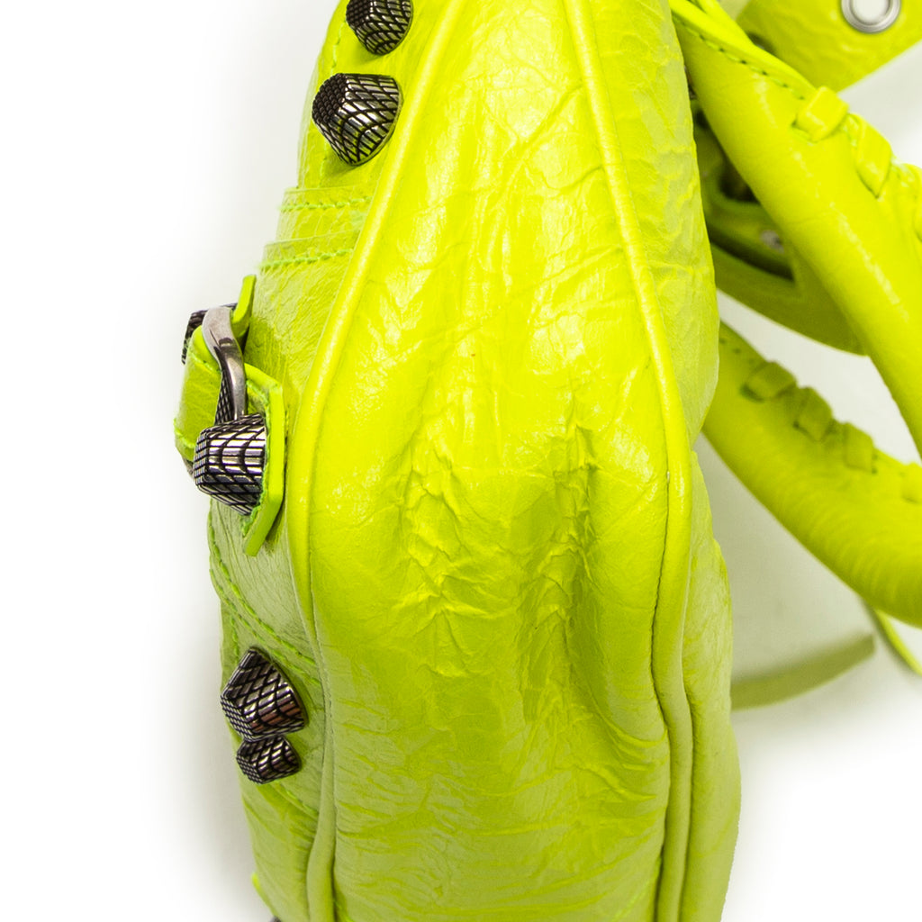 Shoulder Bag Small Neo Cagole Neon Green Distressed Calfskin Leather