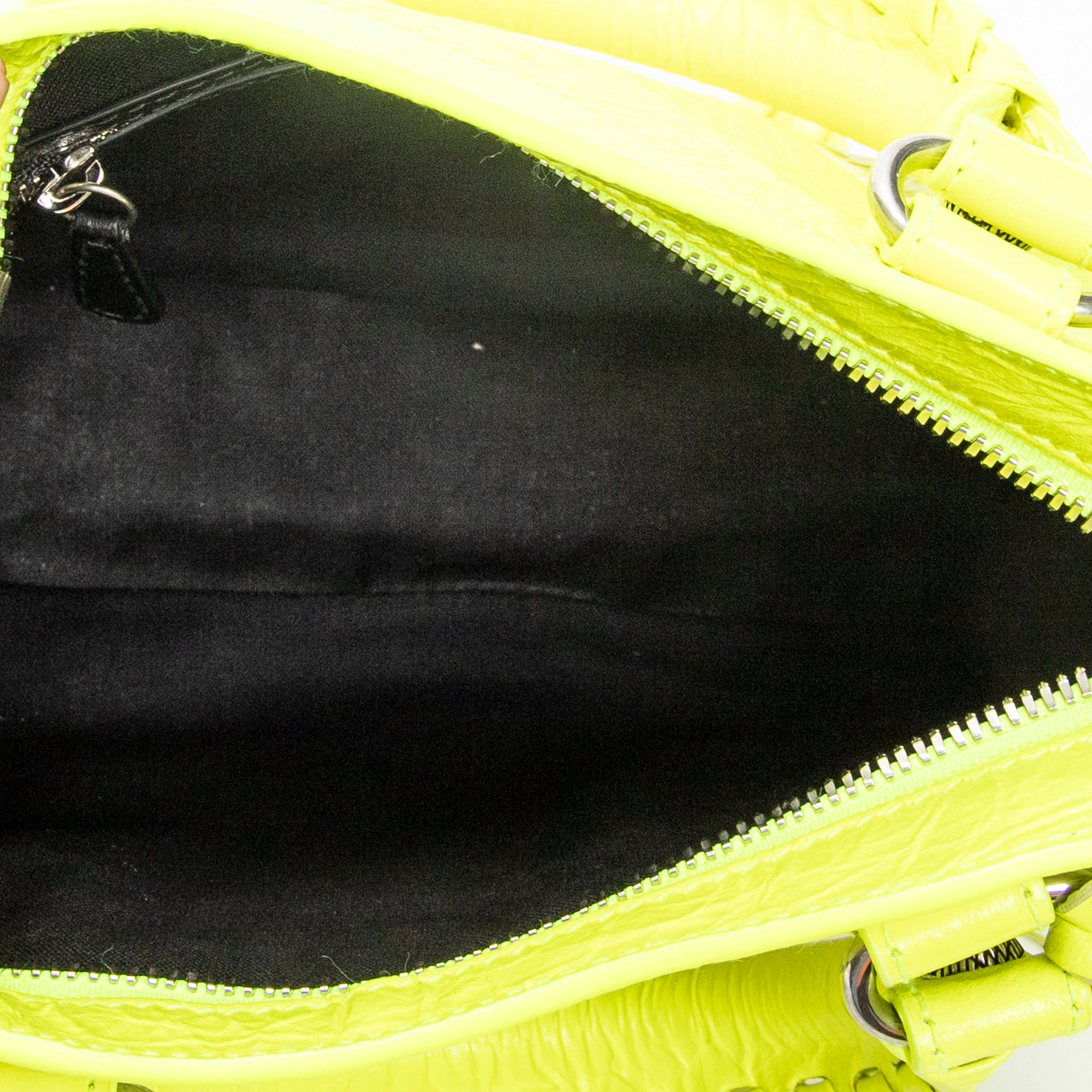 Shoulder Bag Small Neo Cagole Neon Green Distressed Calfskin Leather