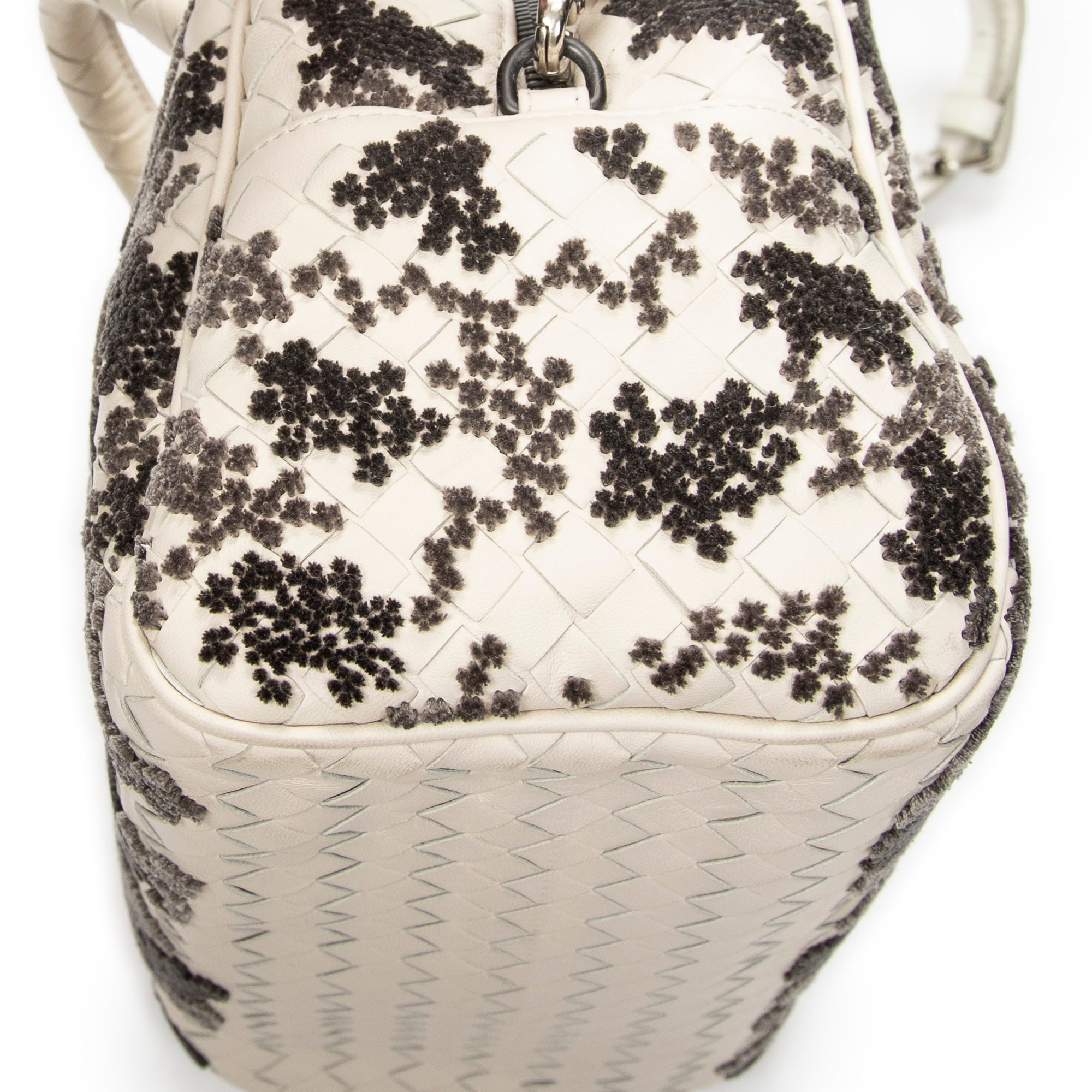 Handbag Velvet Bouquet Boston White Intrecciato Leather