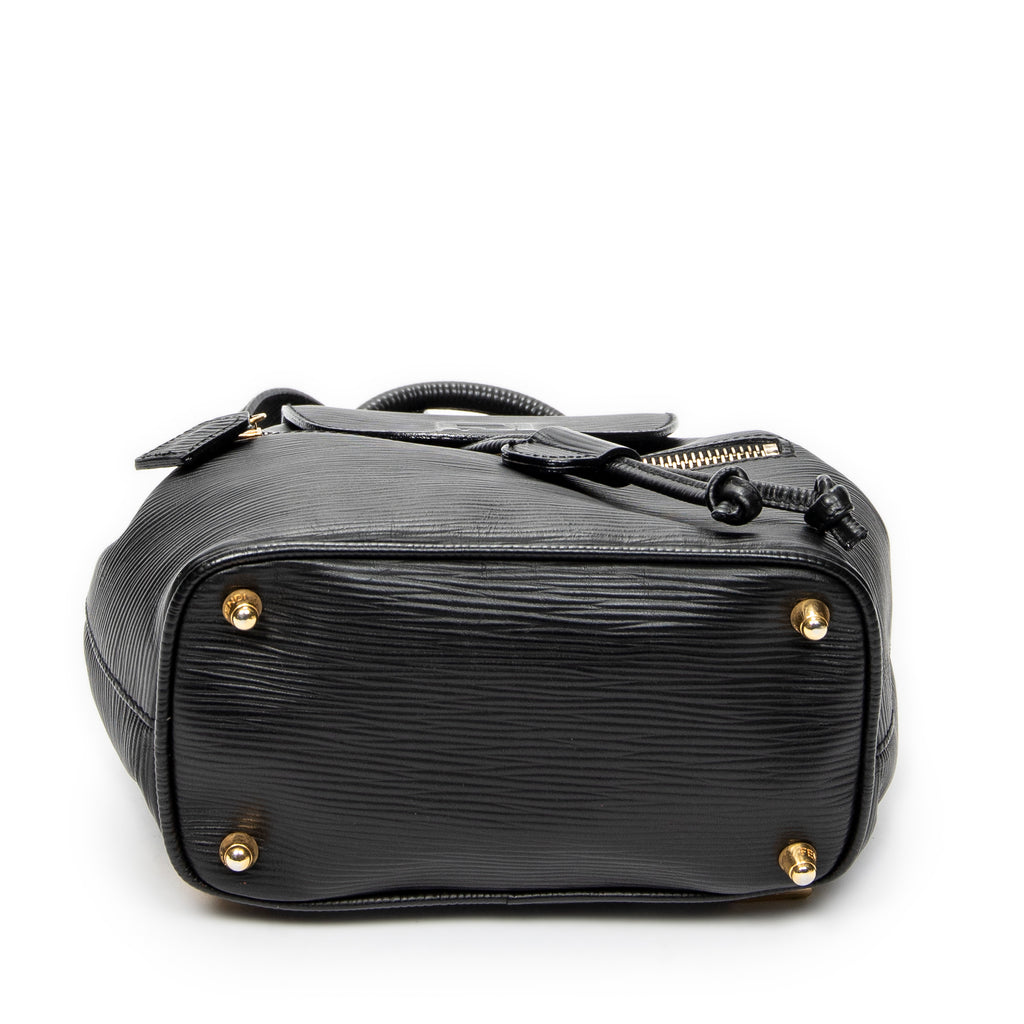 Backpack Vintage Flap Drawstring Backpack Black Grained Calfskin Leather