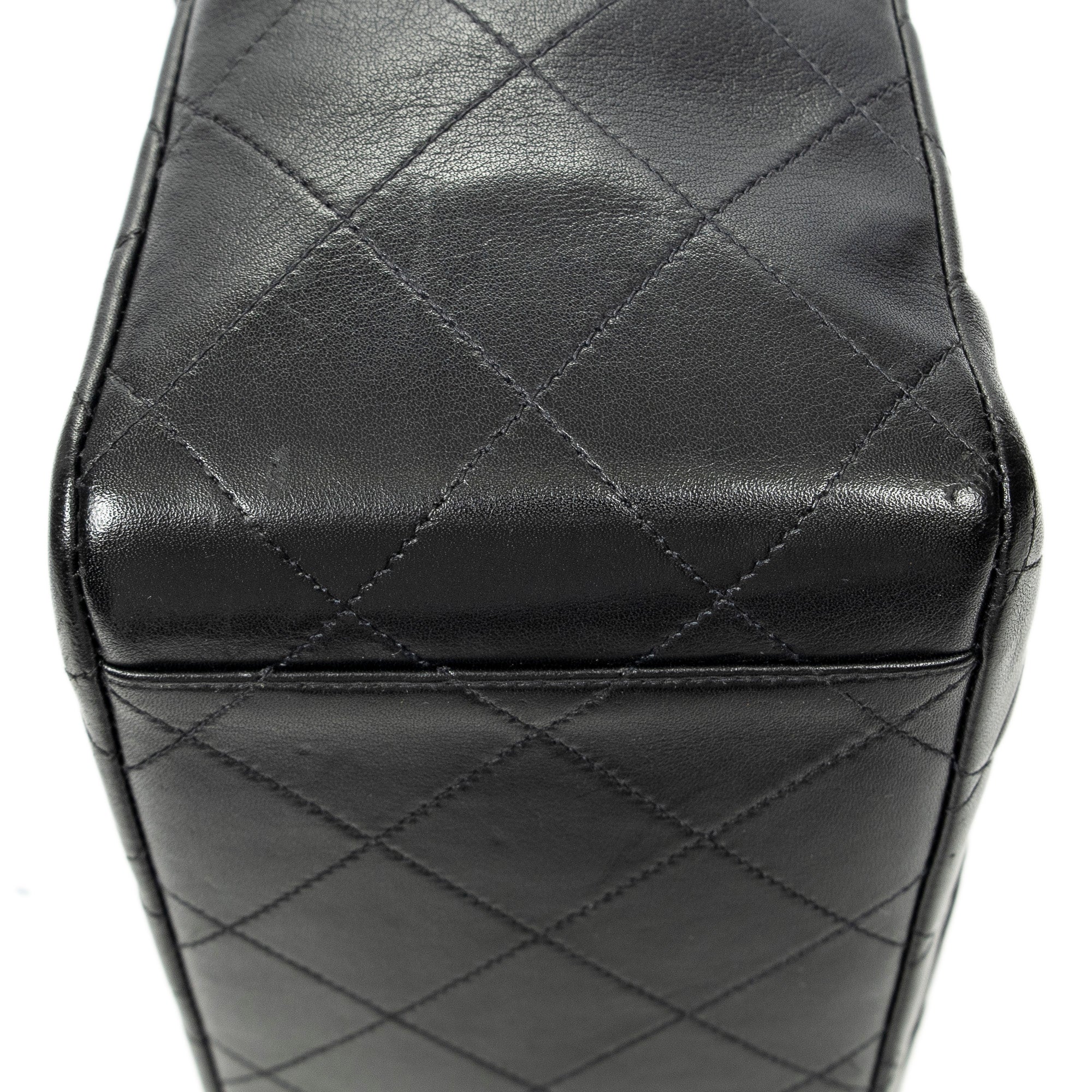 Shoulder Bag Maxi Jumbo XL Flap Black Quilted Lambskin Leather