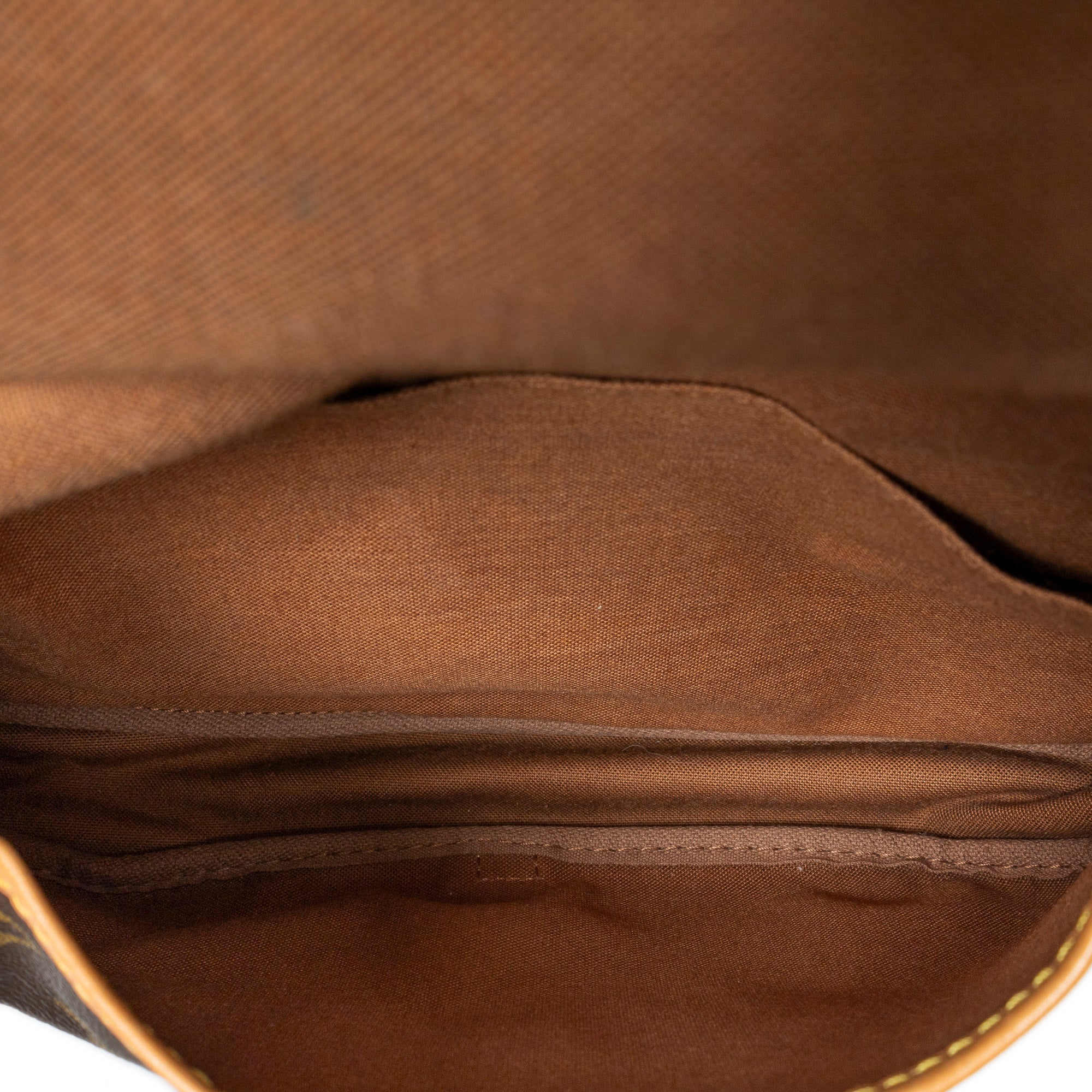 Shoulder Bag Saumur MM Brown Monogram Canvas