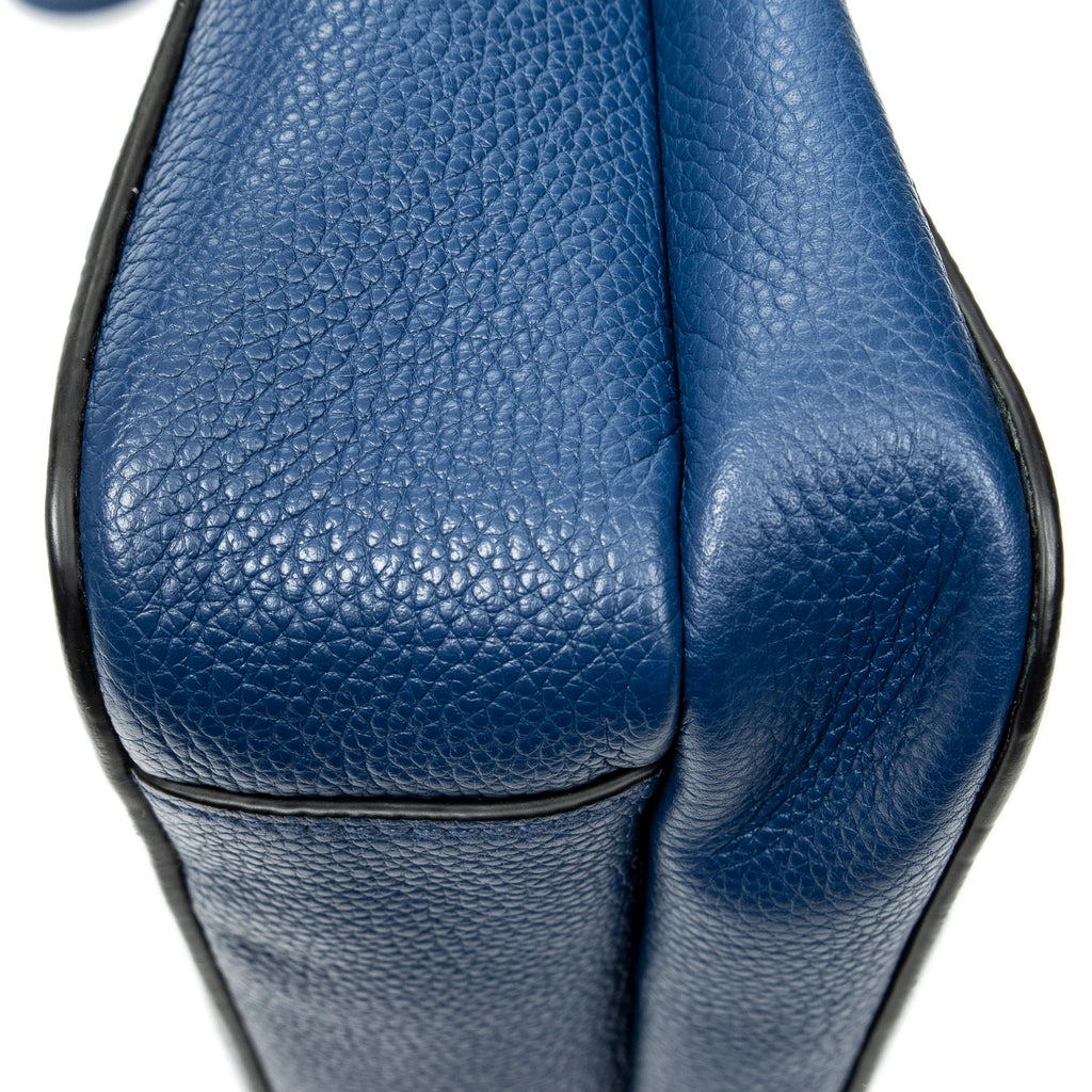 Shoulder Bag Square Slip Pocket Messenger Blue Vitello Phenix Leather